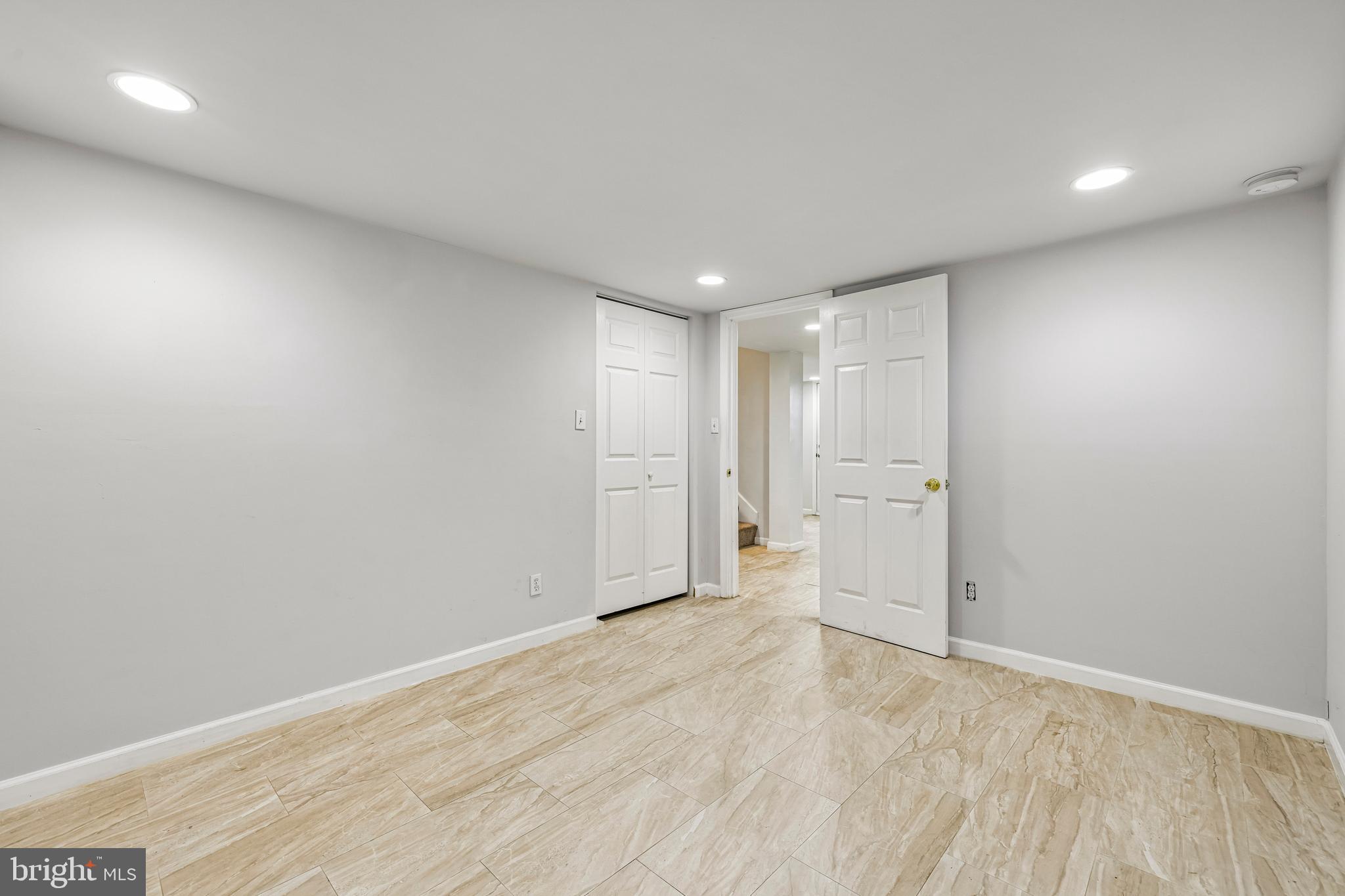 CLARKSBURG OUTSIDE - Residential