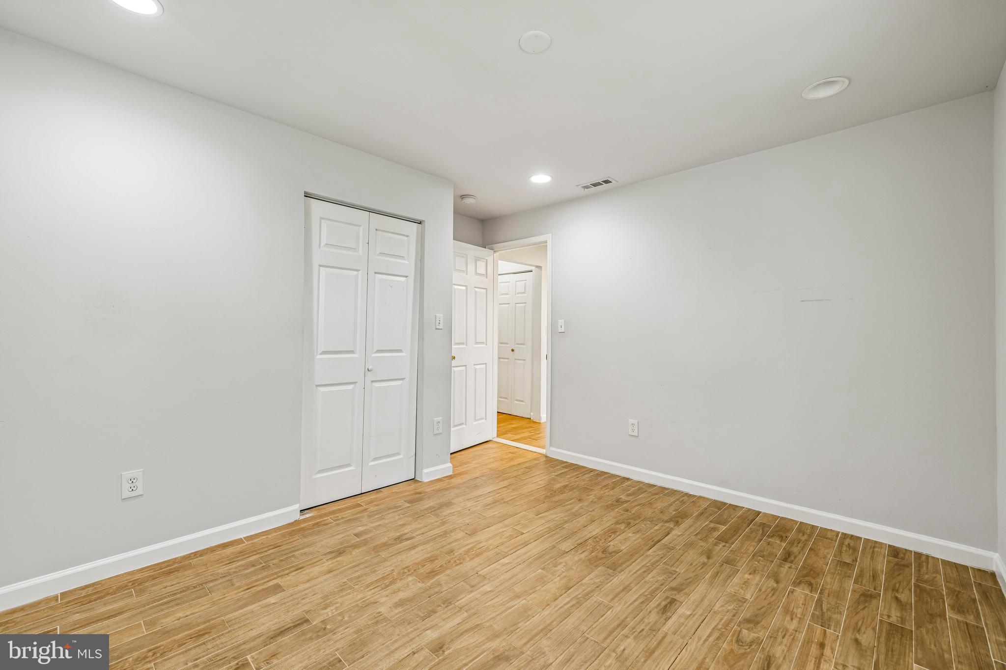 CLARKSBURG OUTSIDE - Residential