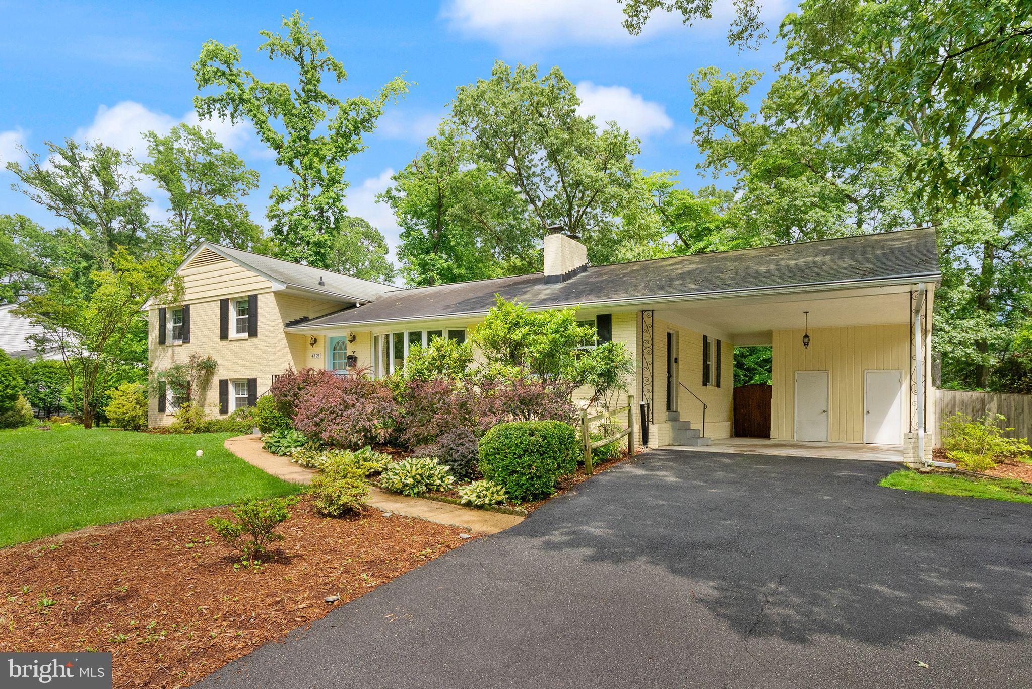 YACHT HAVEN ESTATES - Residential