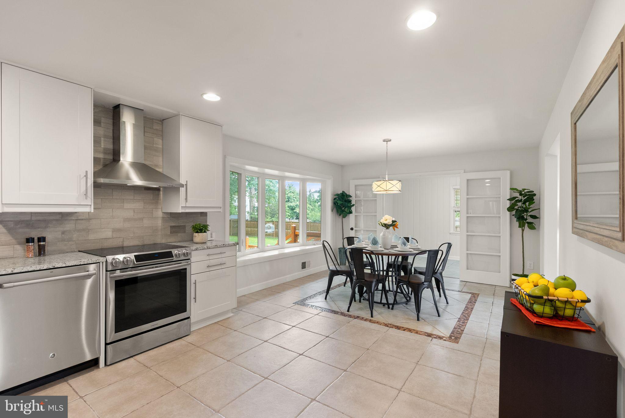 YACHT HAVEN ESTATES - Residential