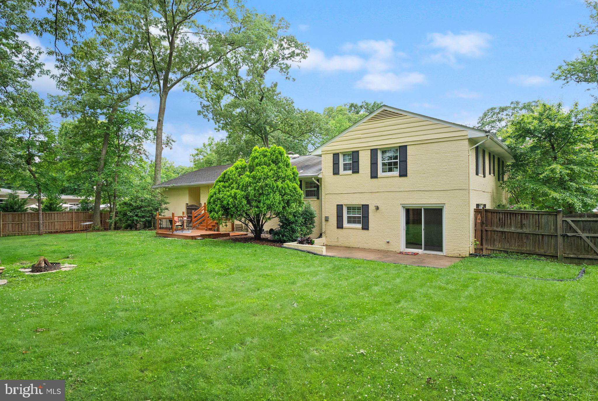 YACHT HAVEN ESTATES - Residential