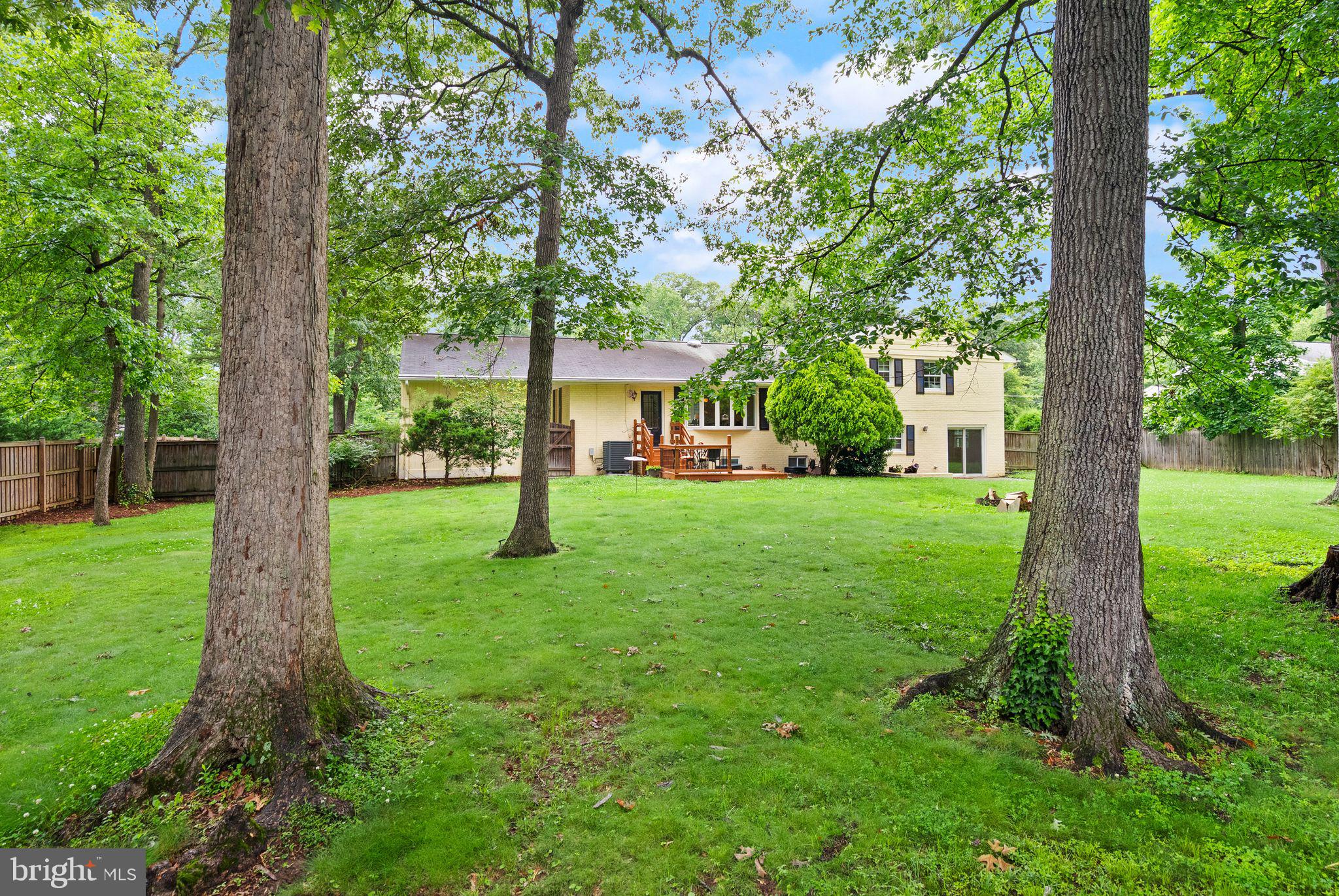 YACHT HAVEN ESTATES - Residential