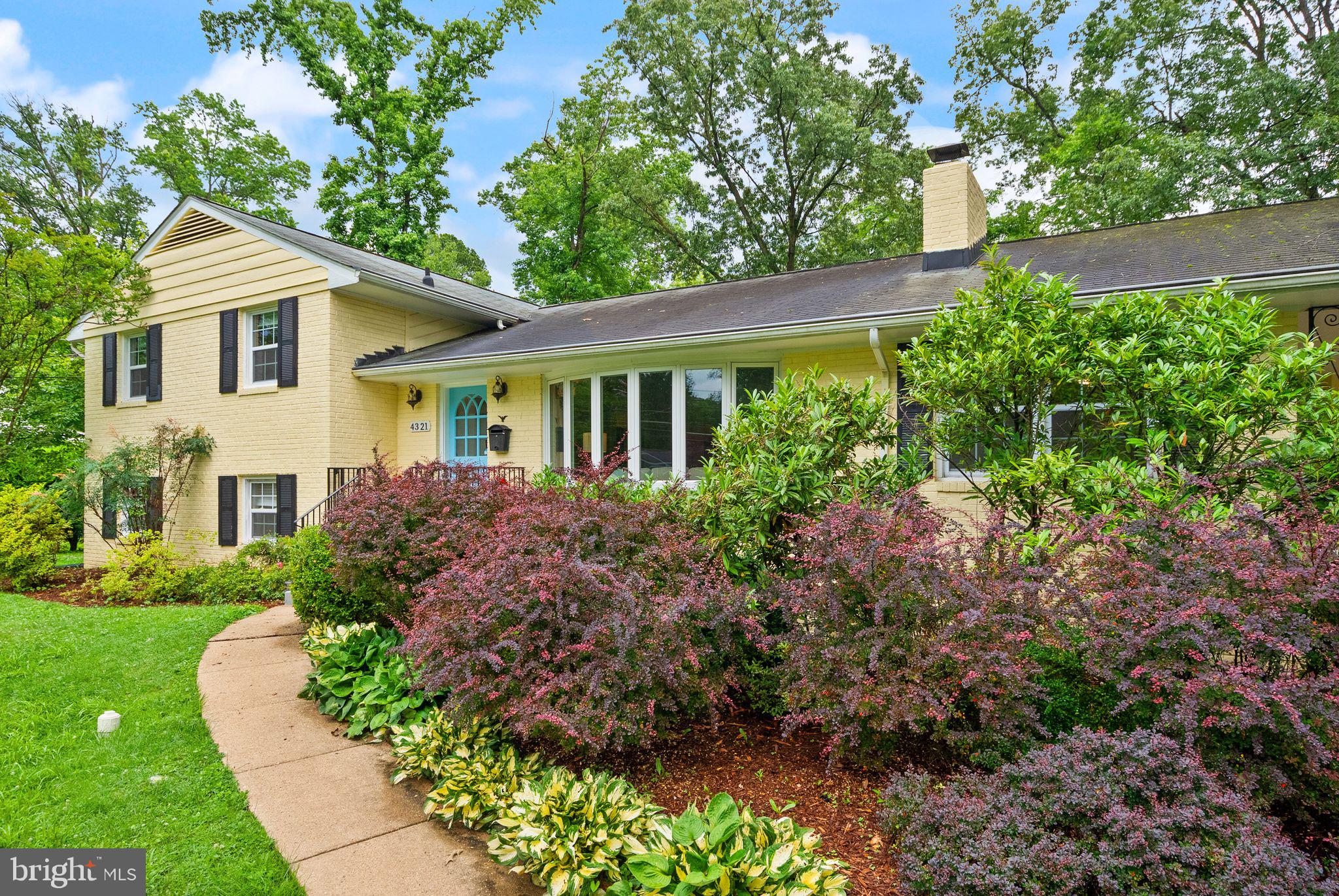 YACHT HAVEN ESTATES - Residential