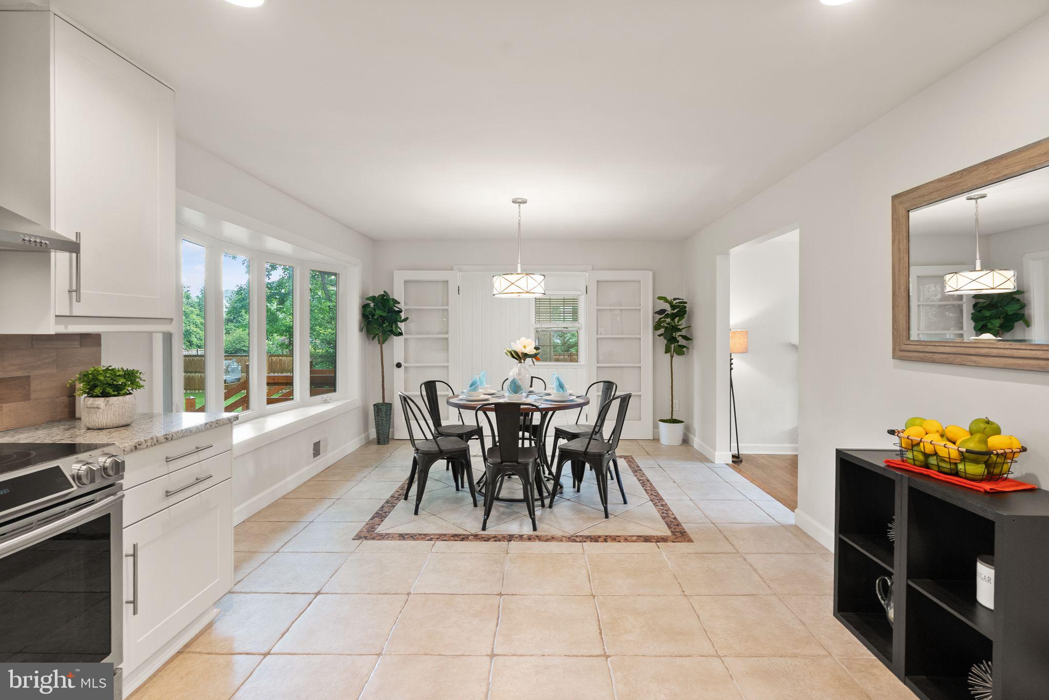 YACHT HAVEN ESTATES - Residential