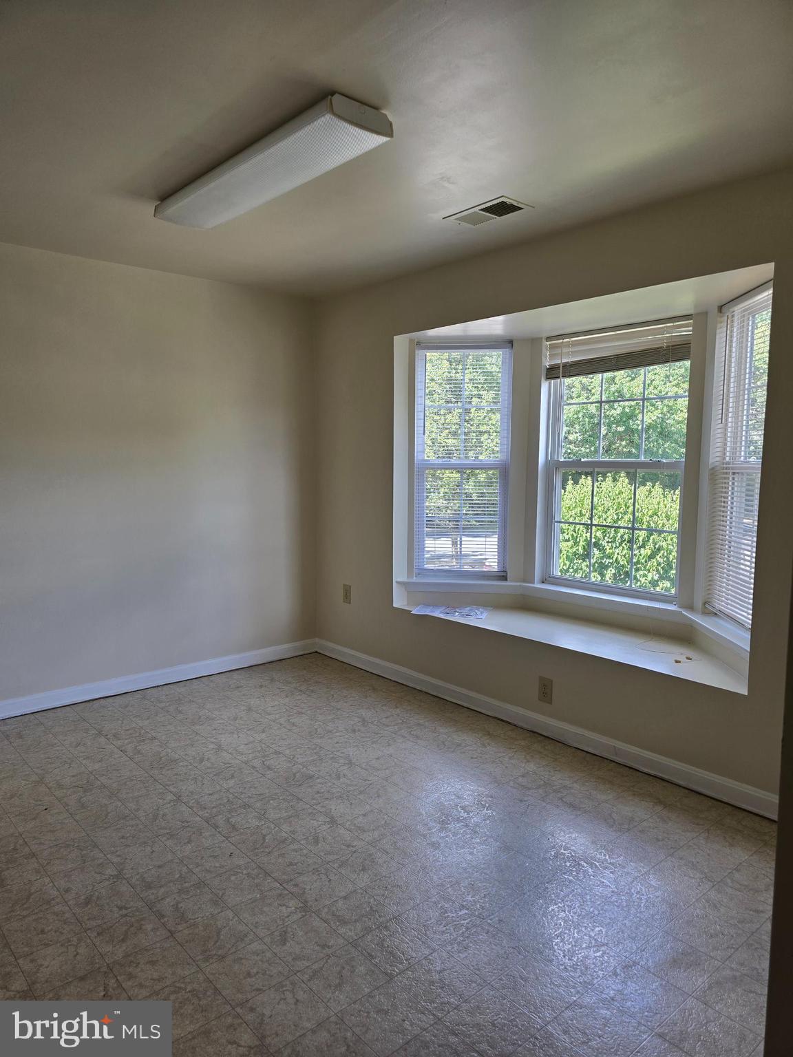 HAMLET WOODS II - Residential Lease