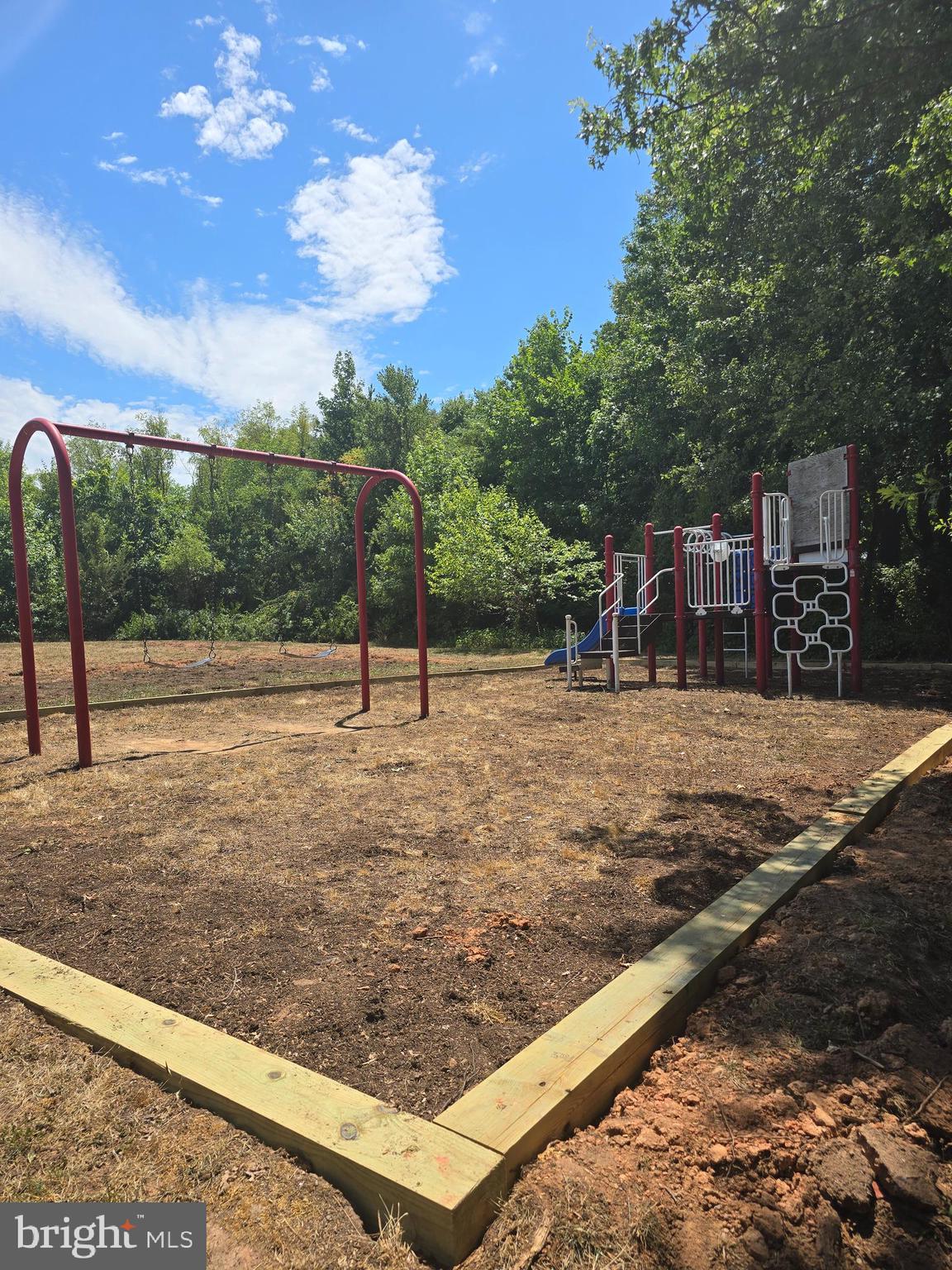 HAMLET WOODS II - Residential Lease