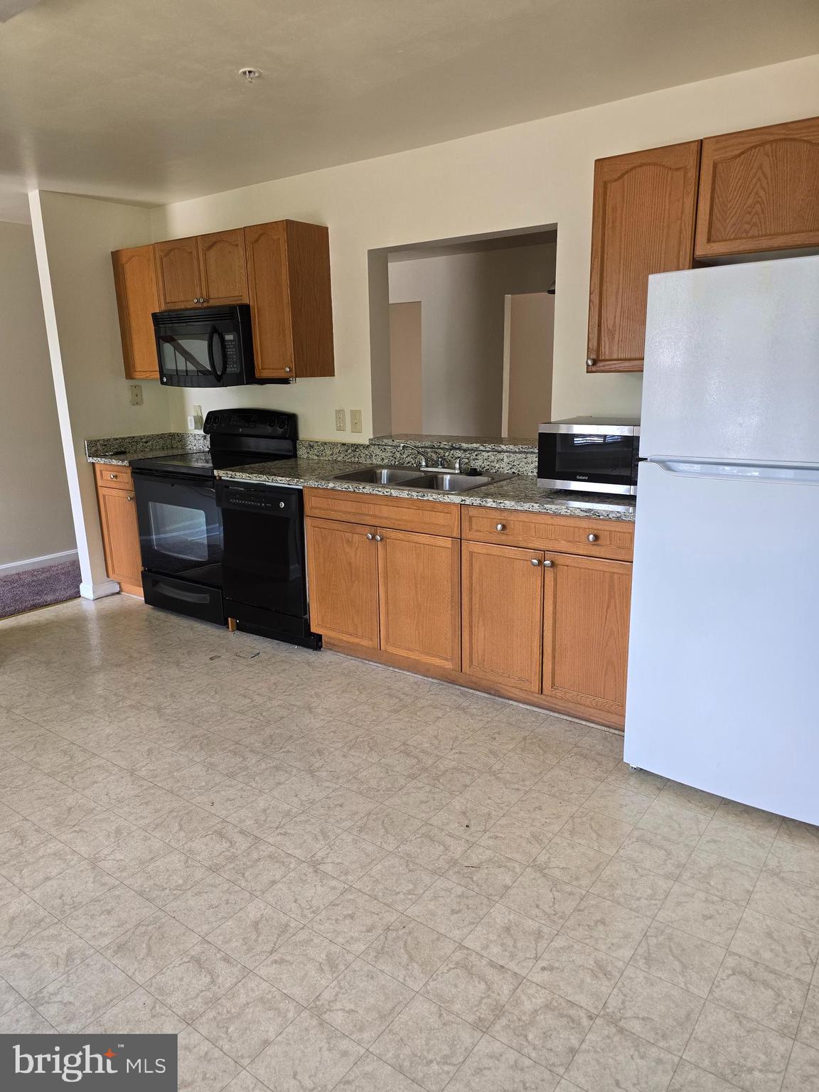 HAMLET WOODS II - Residential Lease