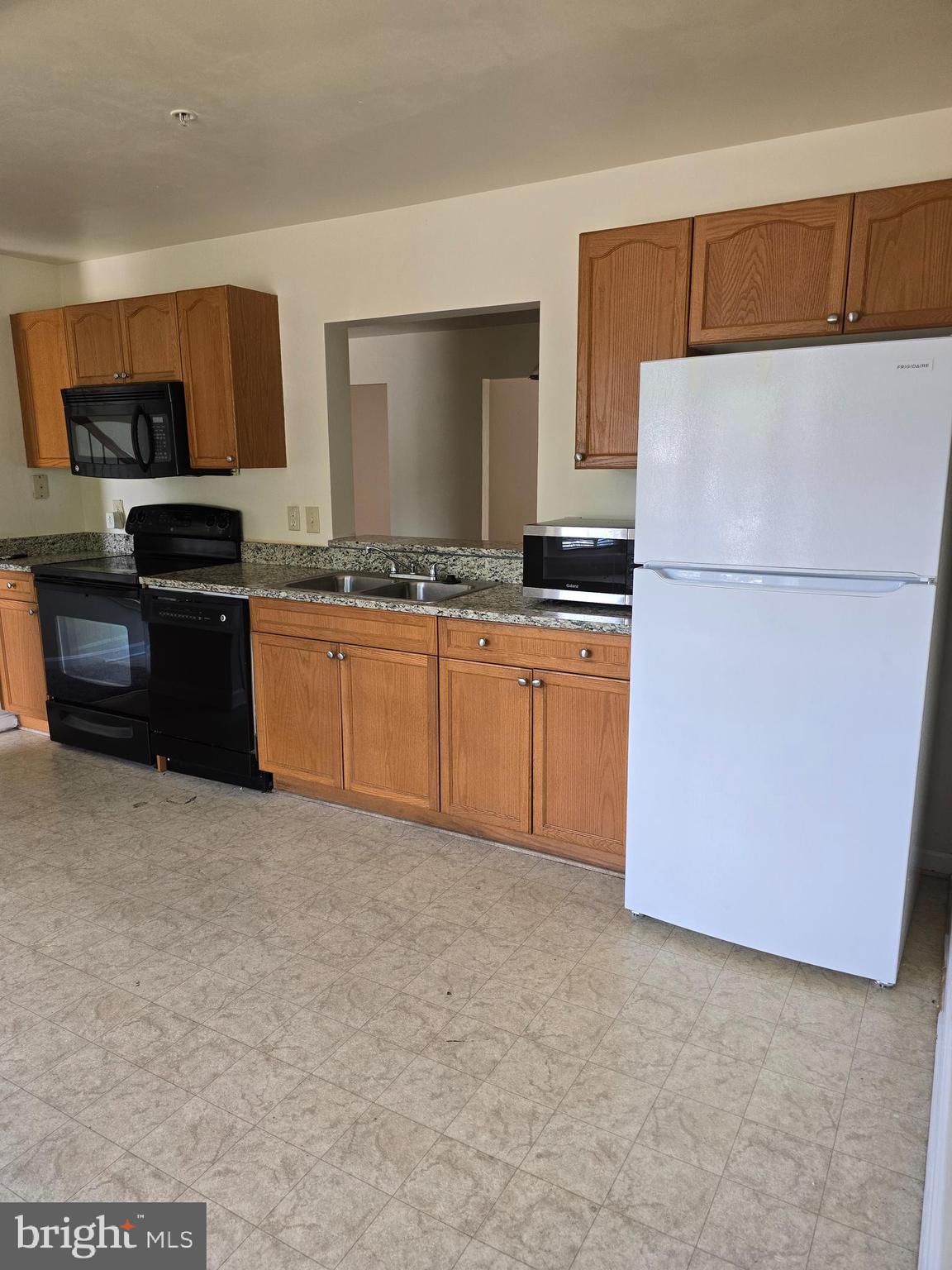 HAMLET WOODS II - Residential Lease