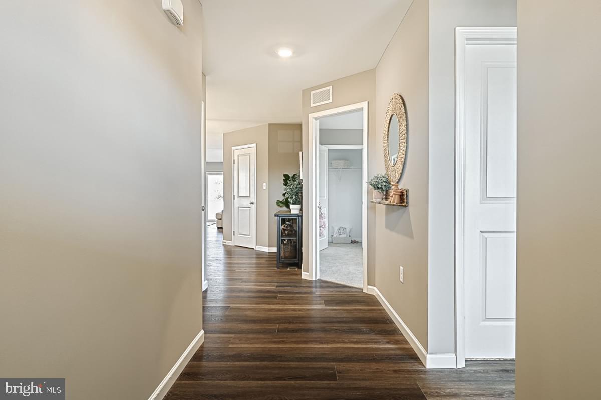 DICKINSON PLACE - Residential