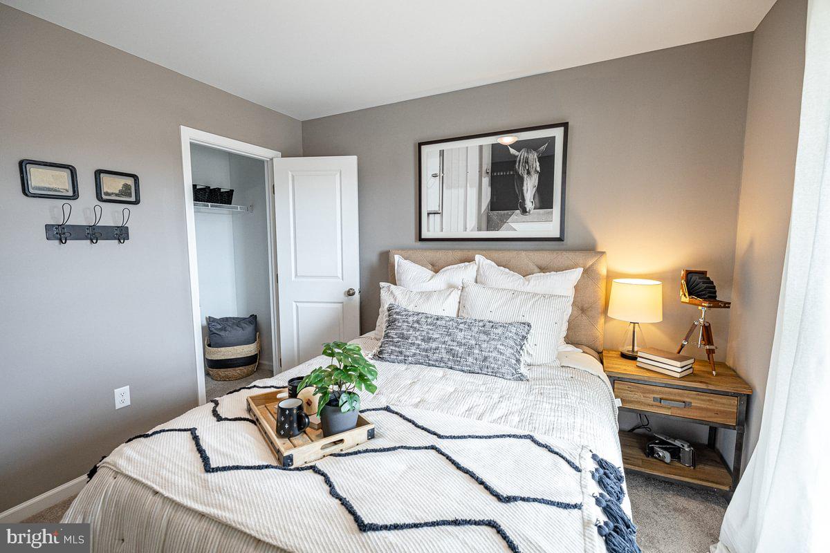 DICKINSON PLACE - Residential