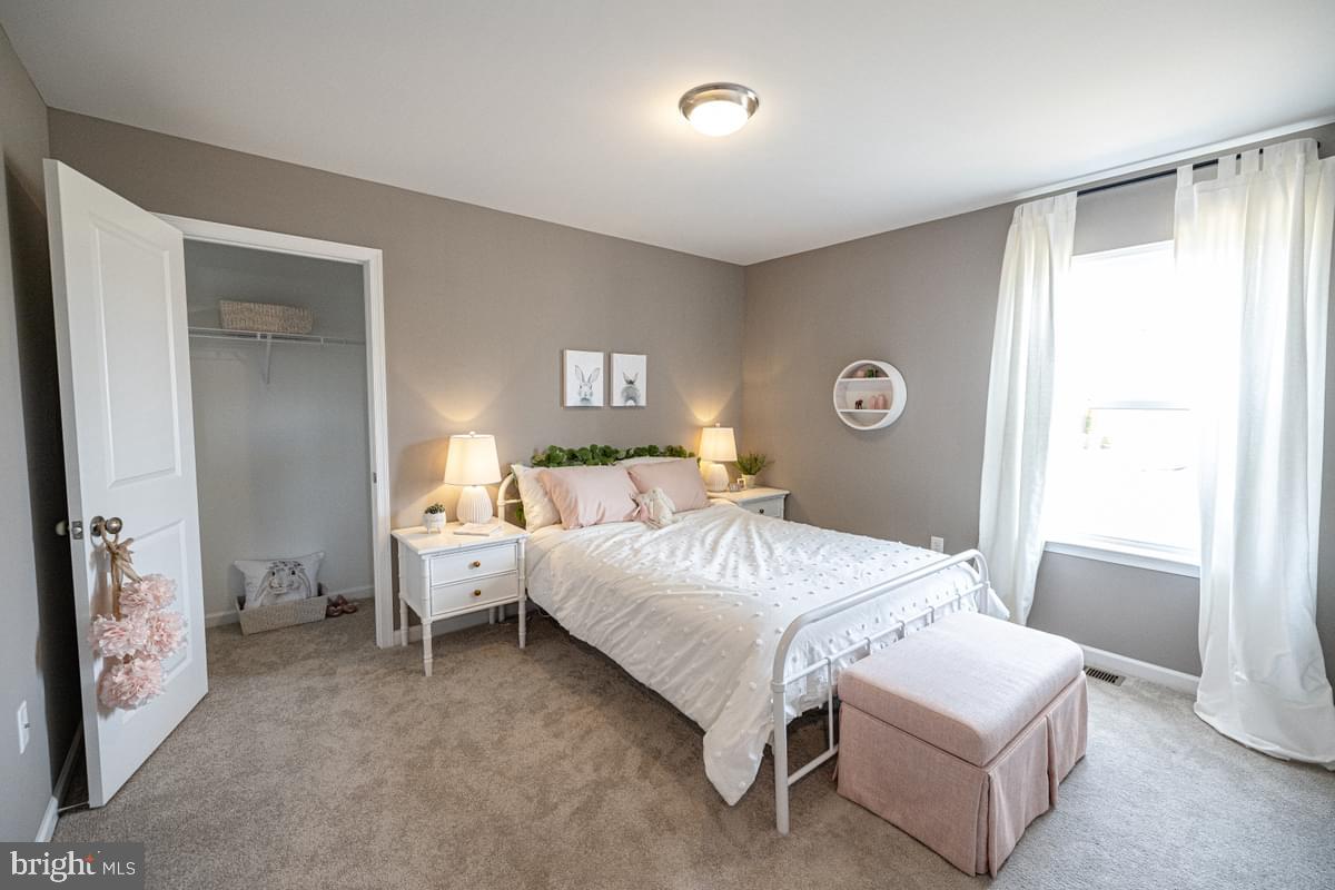 DICKINSON PLACE - Residential