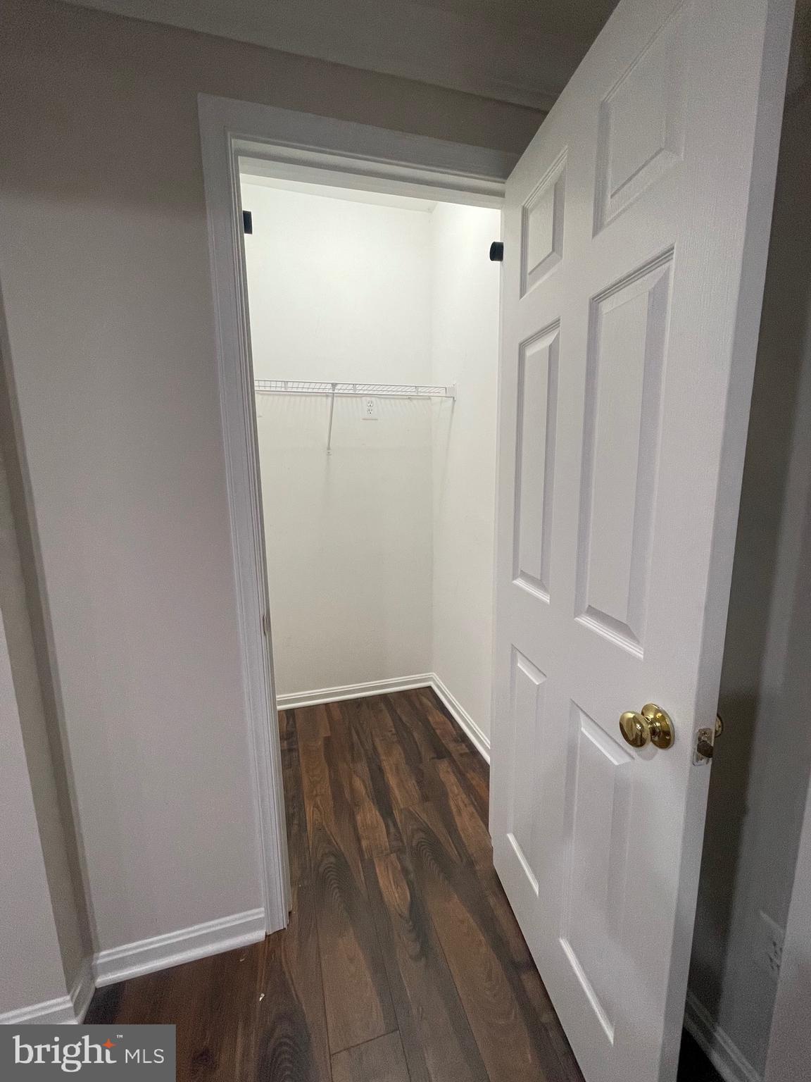 GLENKIRK ESTATES - Residential Lease