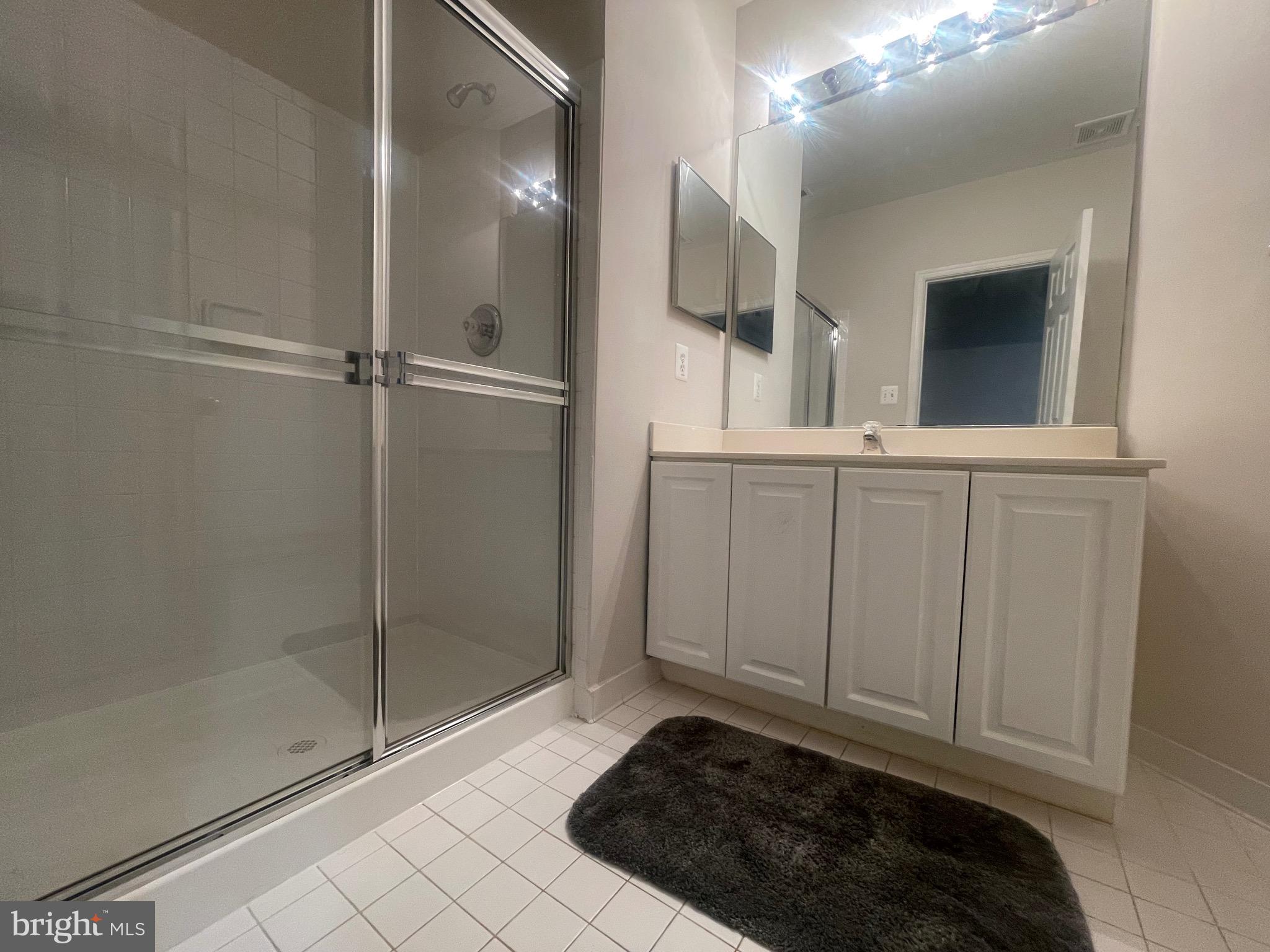 GLENKIRK ESTATES - Residential Lease