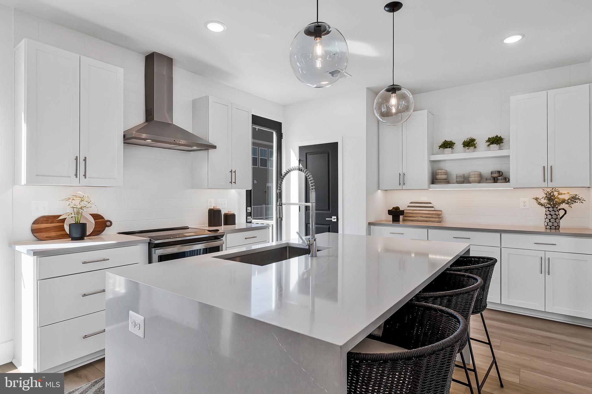 THE GROVE AT JACKSON VILLAGE - Residential