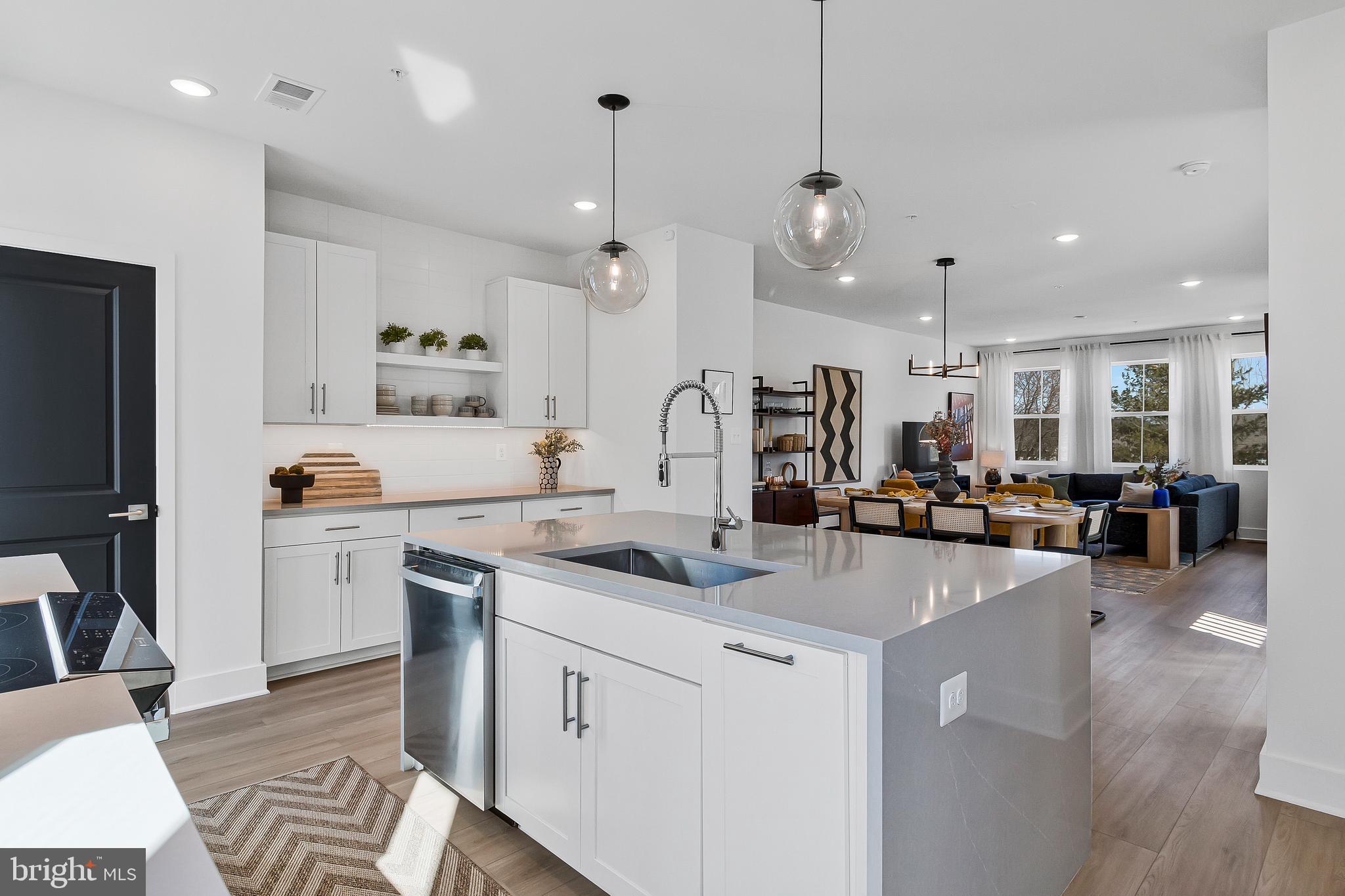 THE GROVE AT JACKSON VILLAGE - Residential