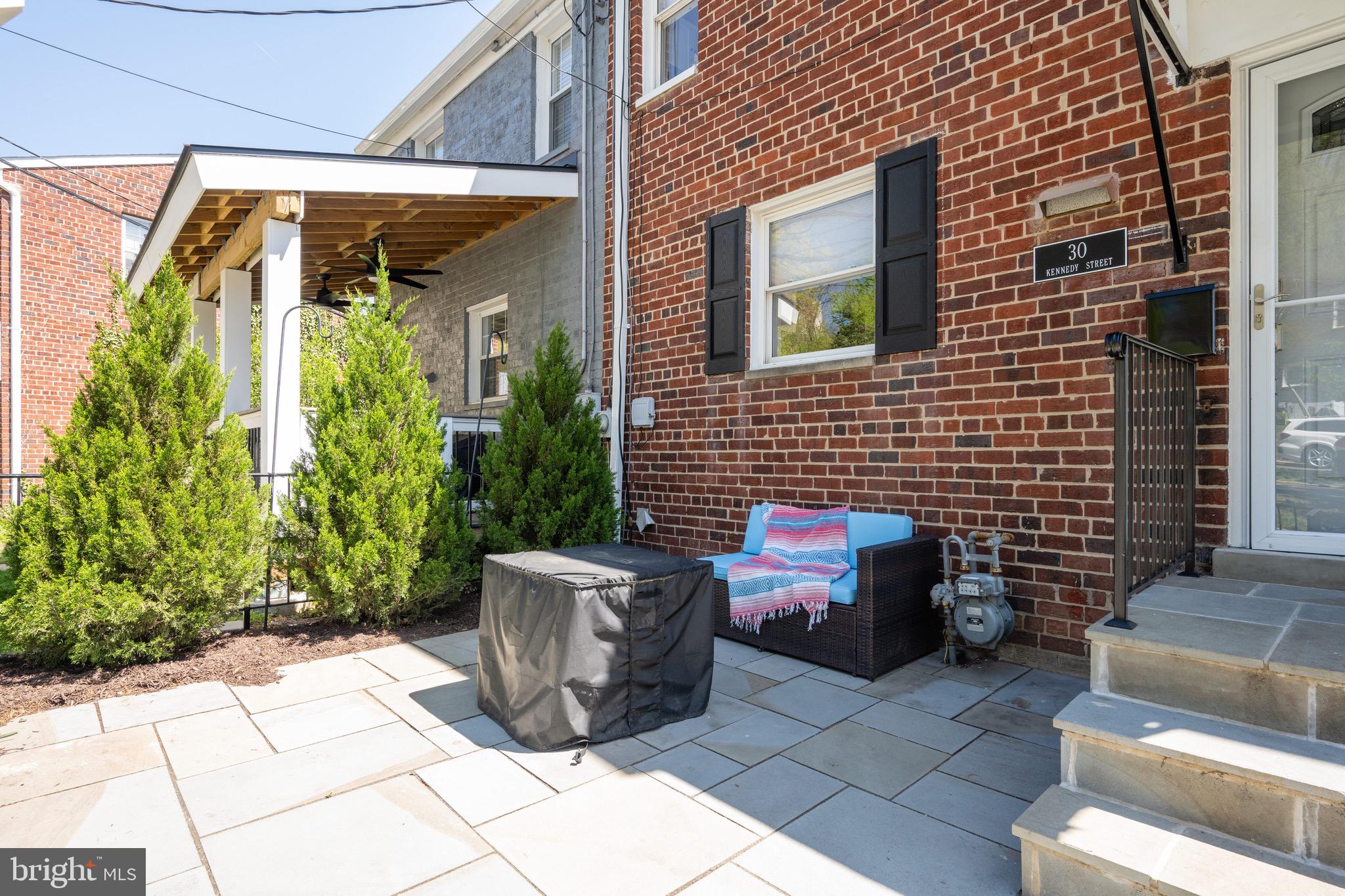 WARWICK VILLAGE - Residential