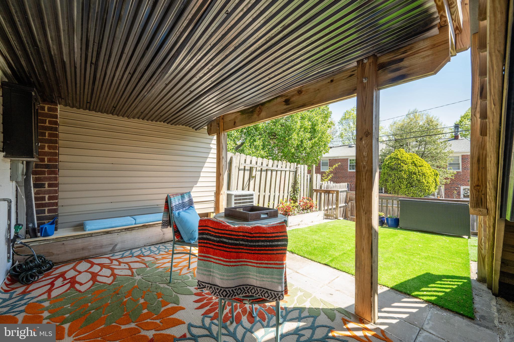 WARWICK VILLAGE - Residential