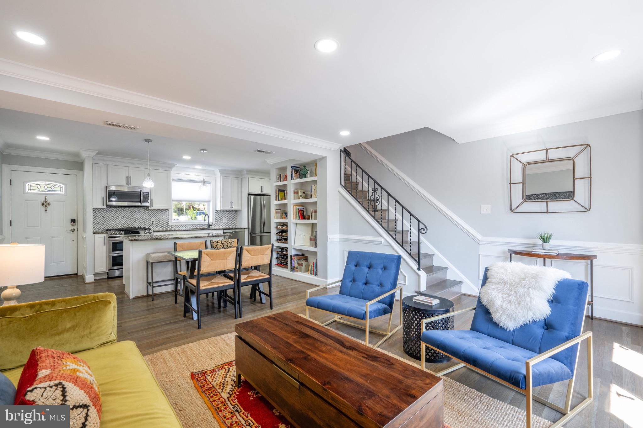 WARWICK VILLAGE - Residential