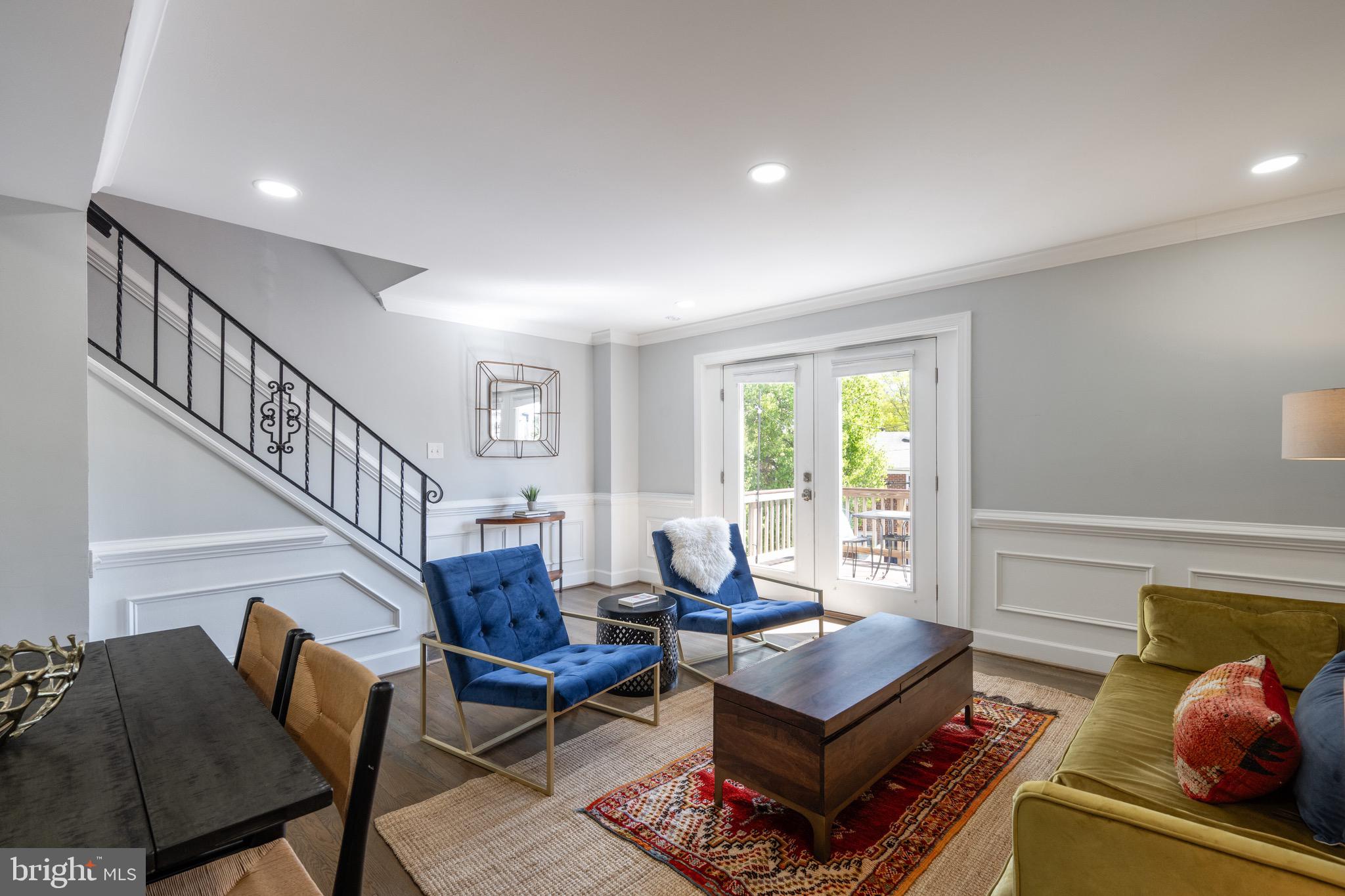 WARWICK VILLAGE - Residential