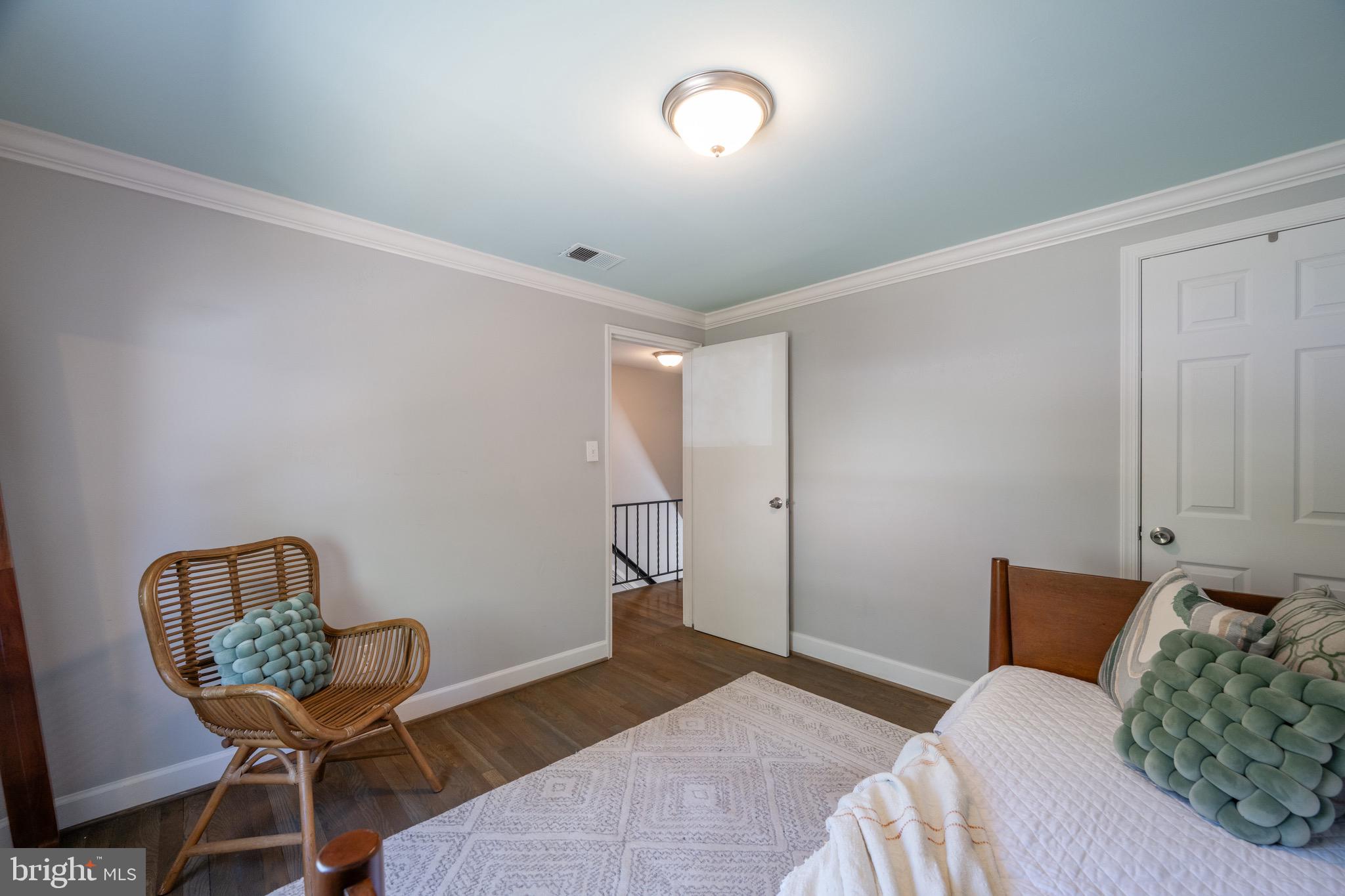 WARWICK VILLAGE - Residential