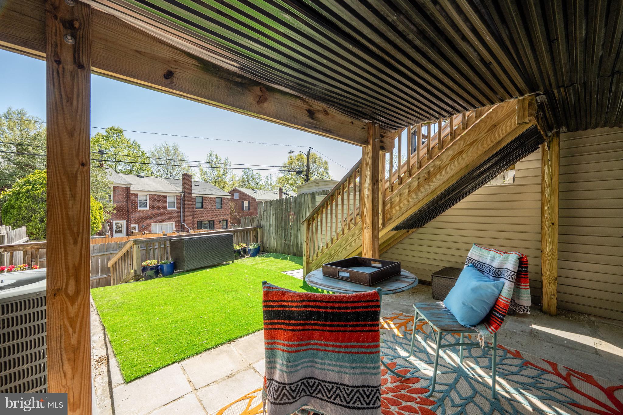 WARWICK VILLAGE - Residential