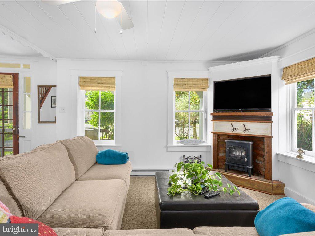 TILGHMAN ISLAND - Residential