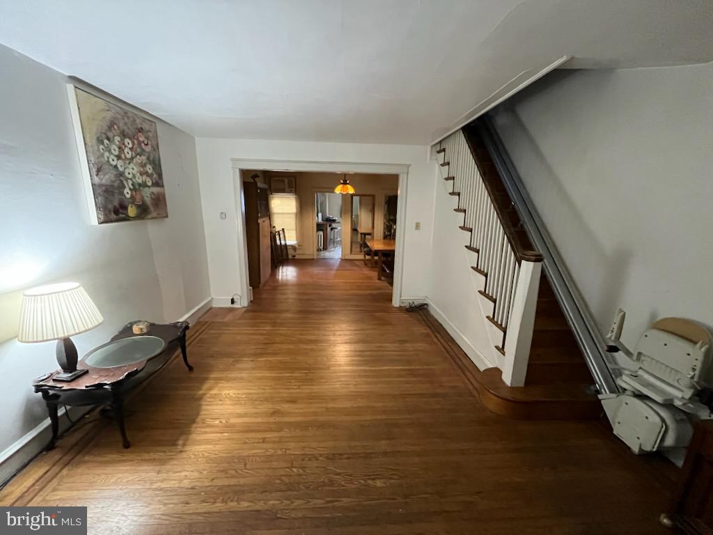 FAIRMOUNT - Residential