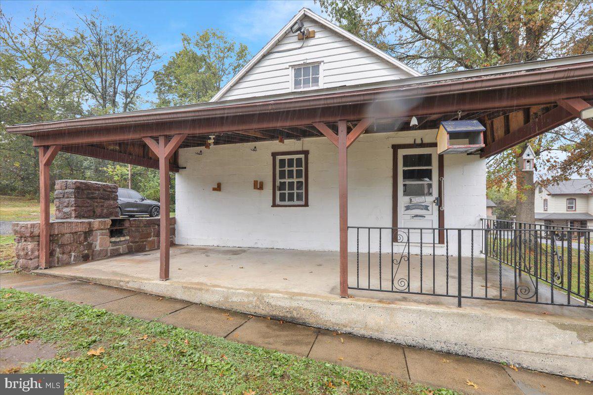 1164 E MAIN STREET