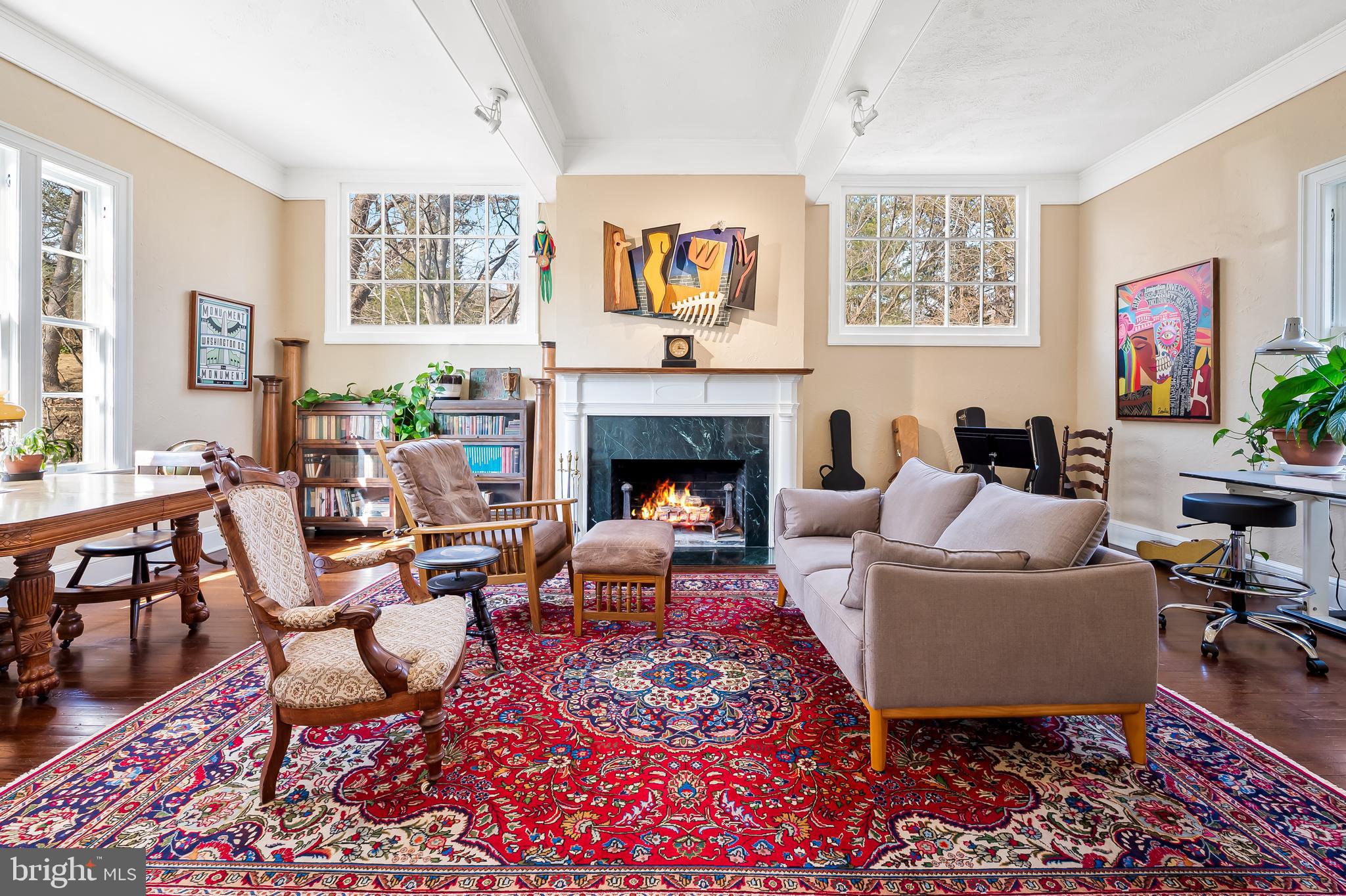 MOUNT WASHINGTON - Residential