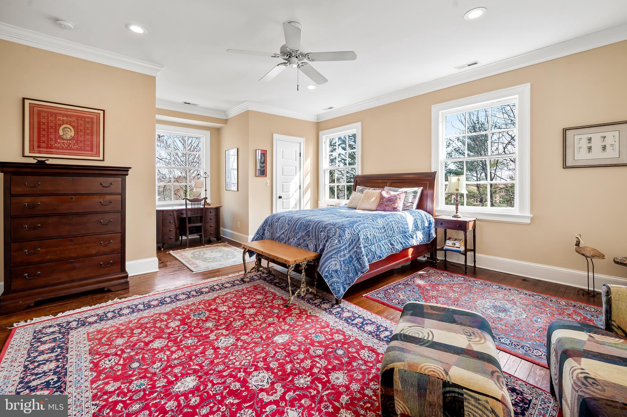 MOUNT WASHINGTON - Residential