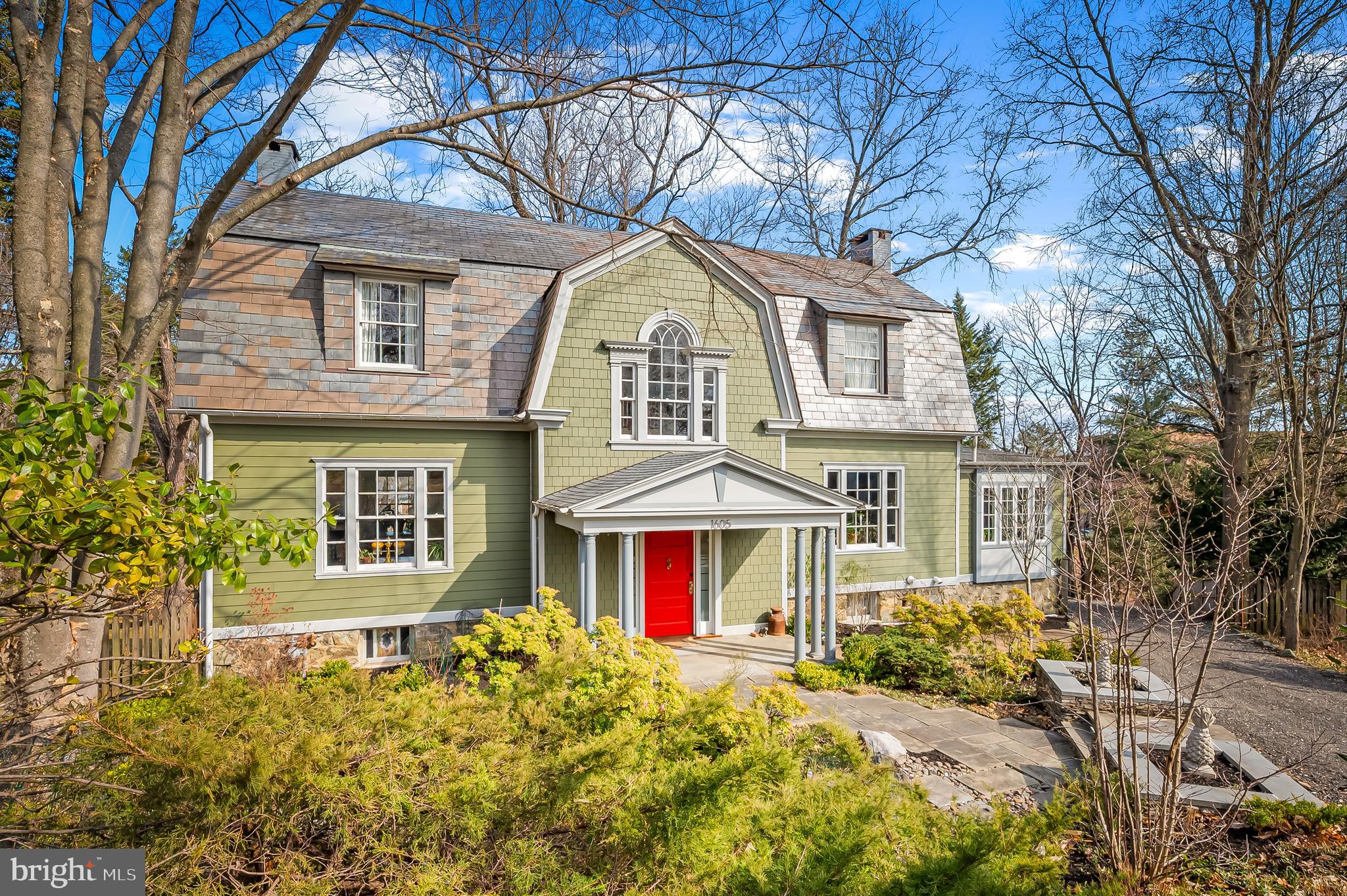 MOUNT WASHINGTON - Residential