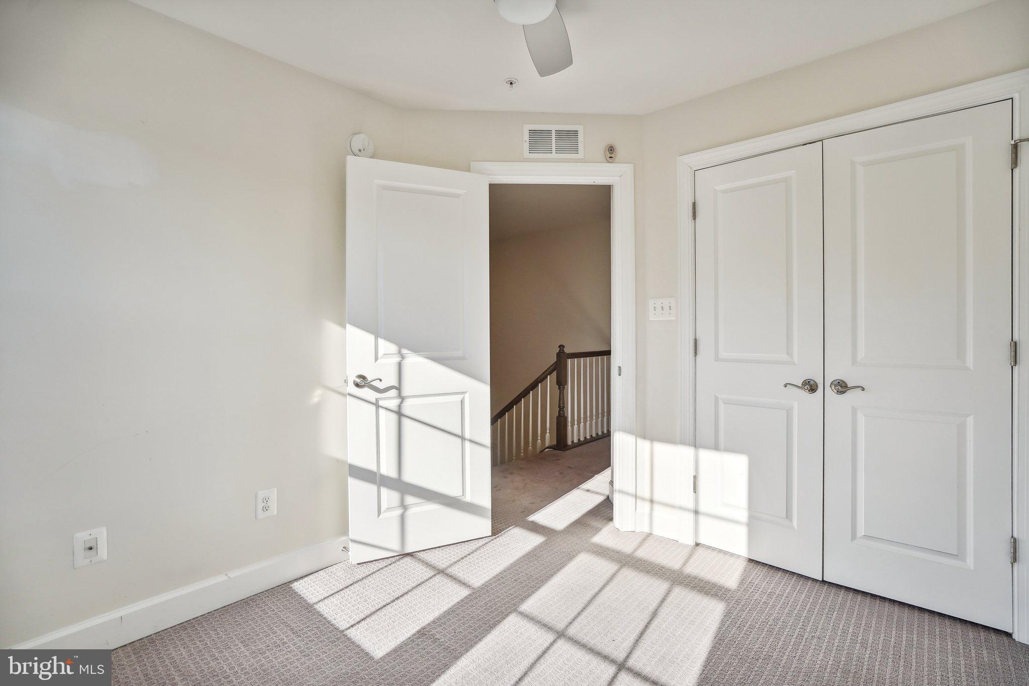 HAMILTON PARK - Residential