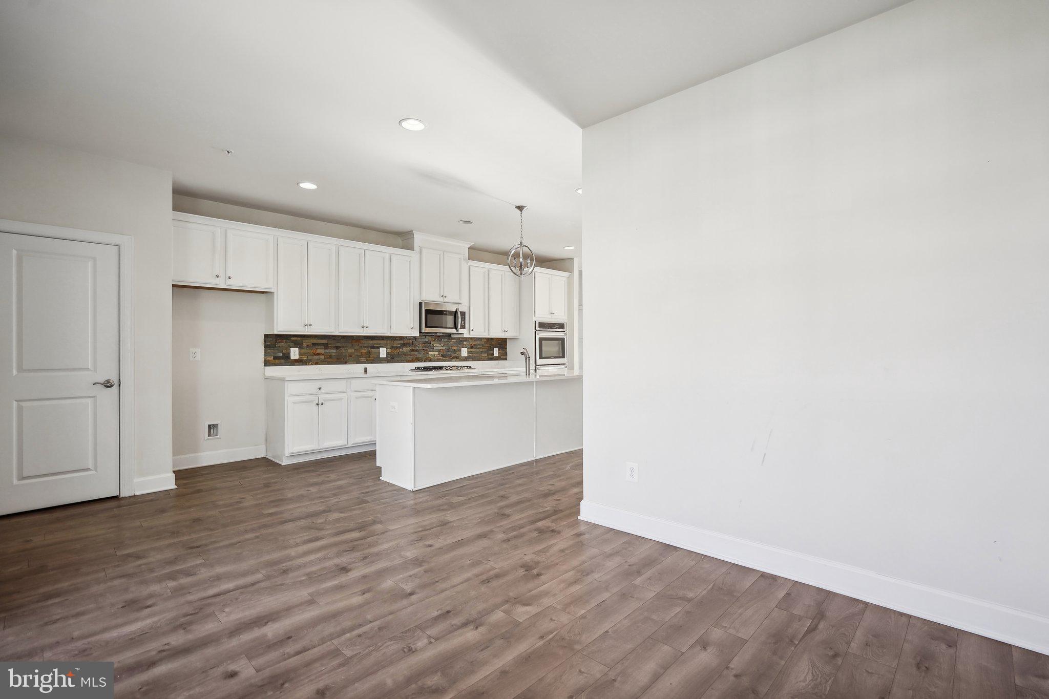 HAMILTON PARK - Residential