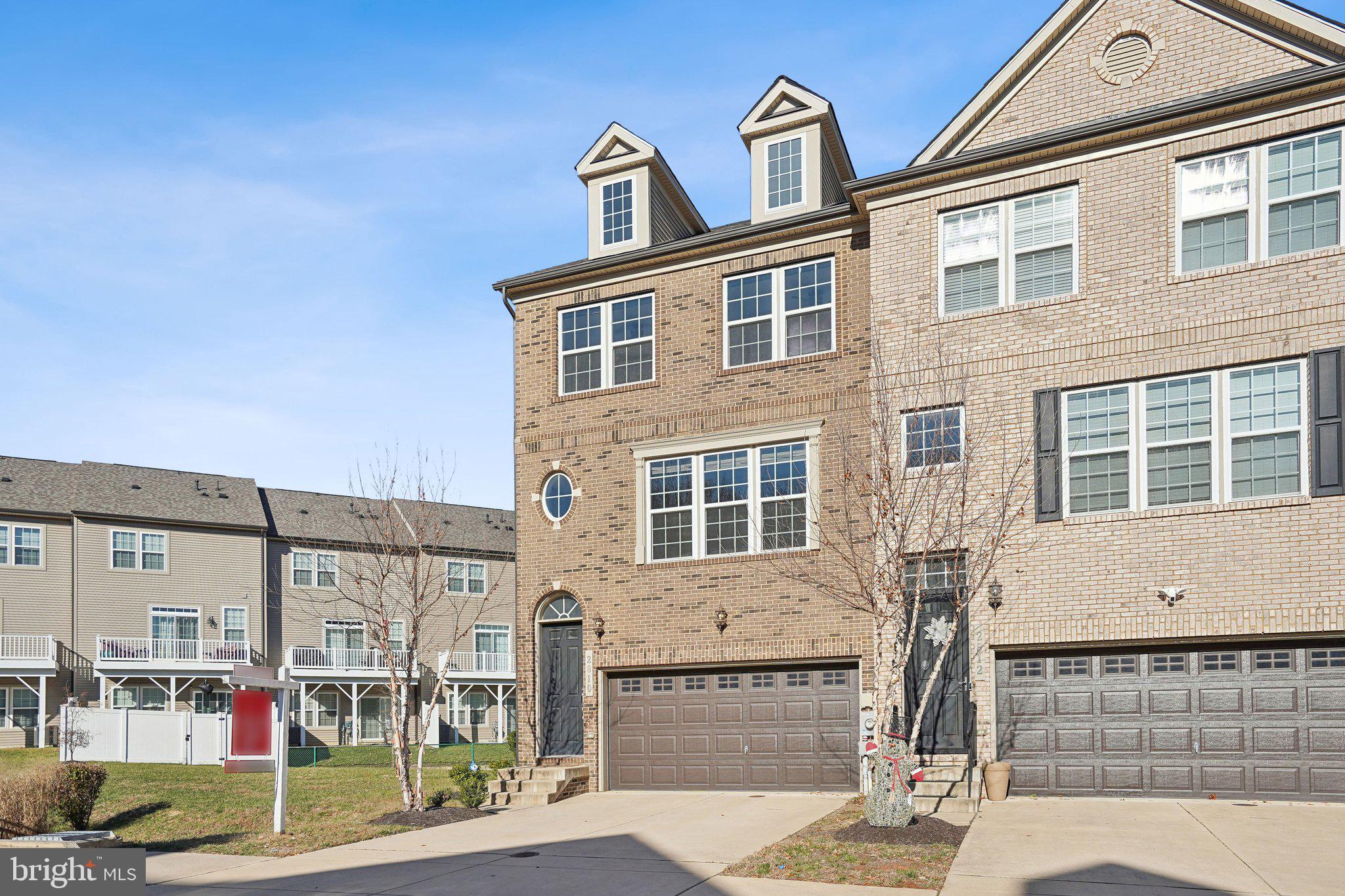 HAMILTON PARK - Residential