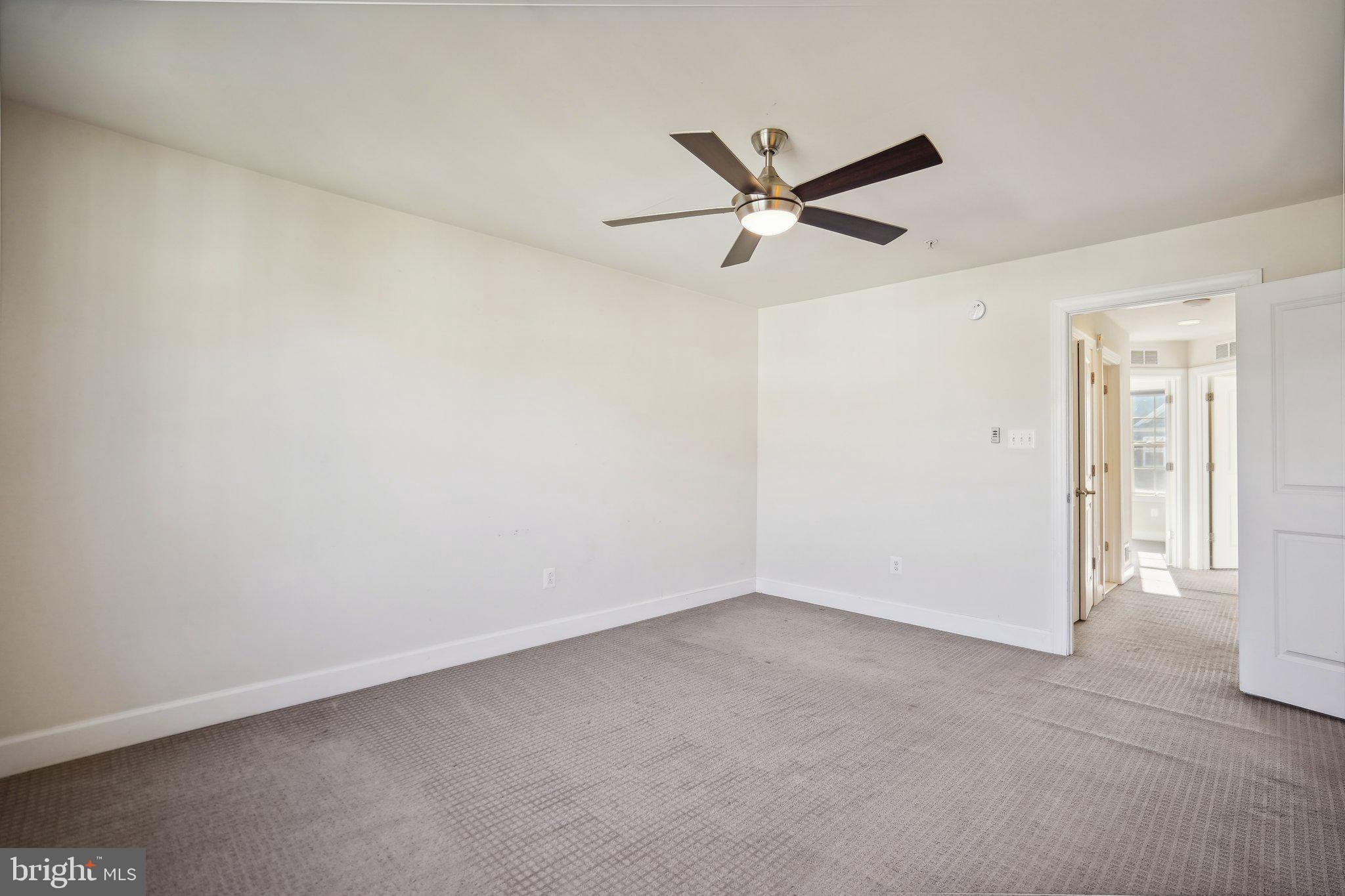 HAMILTON PARK - Residential