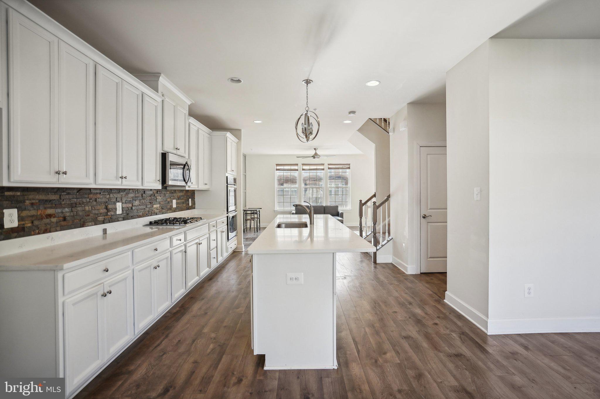 HAMILTON PARK - Residential