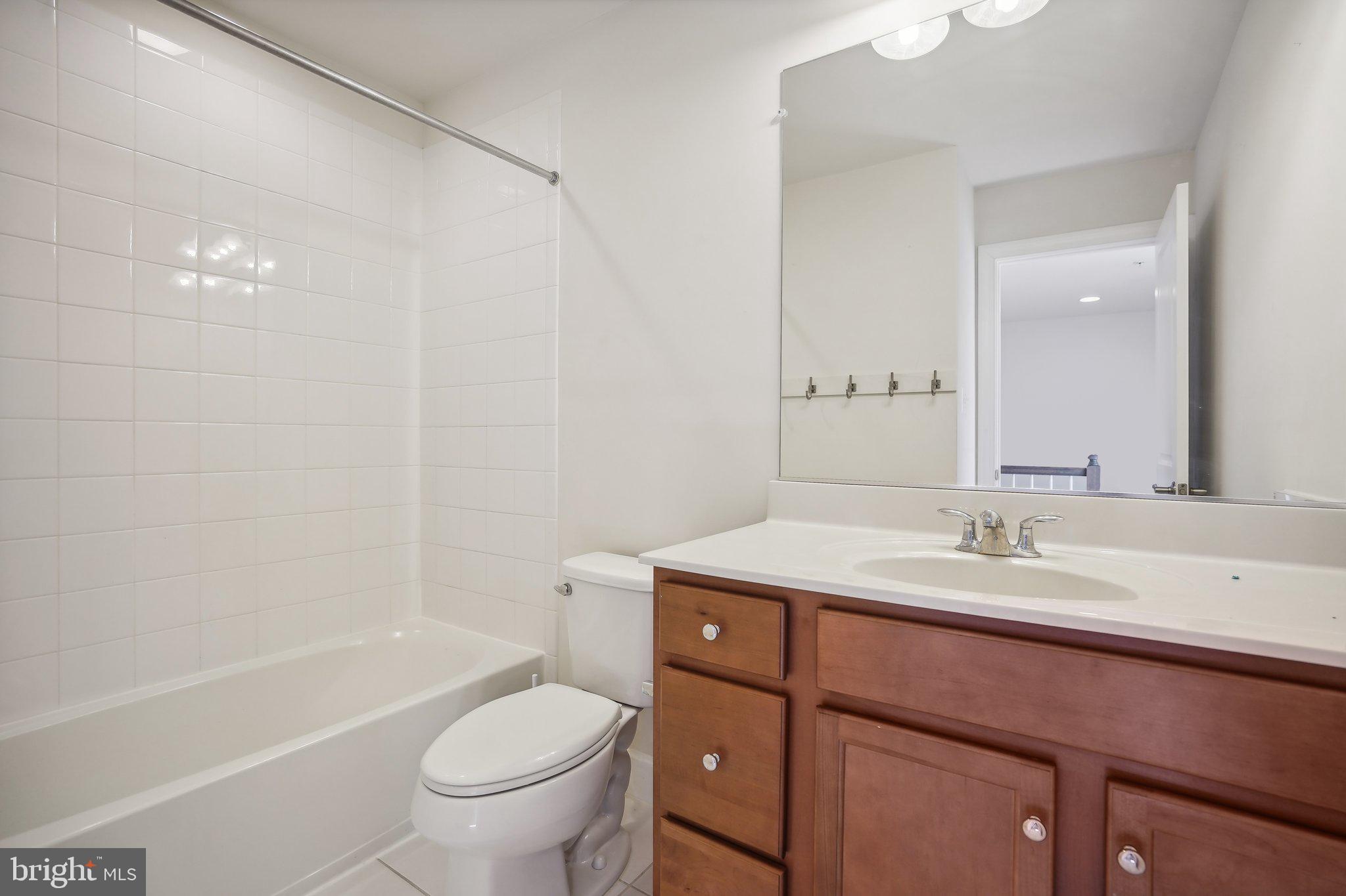 HAMILTON PARK - Residential