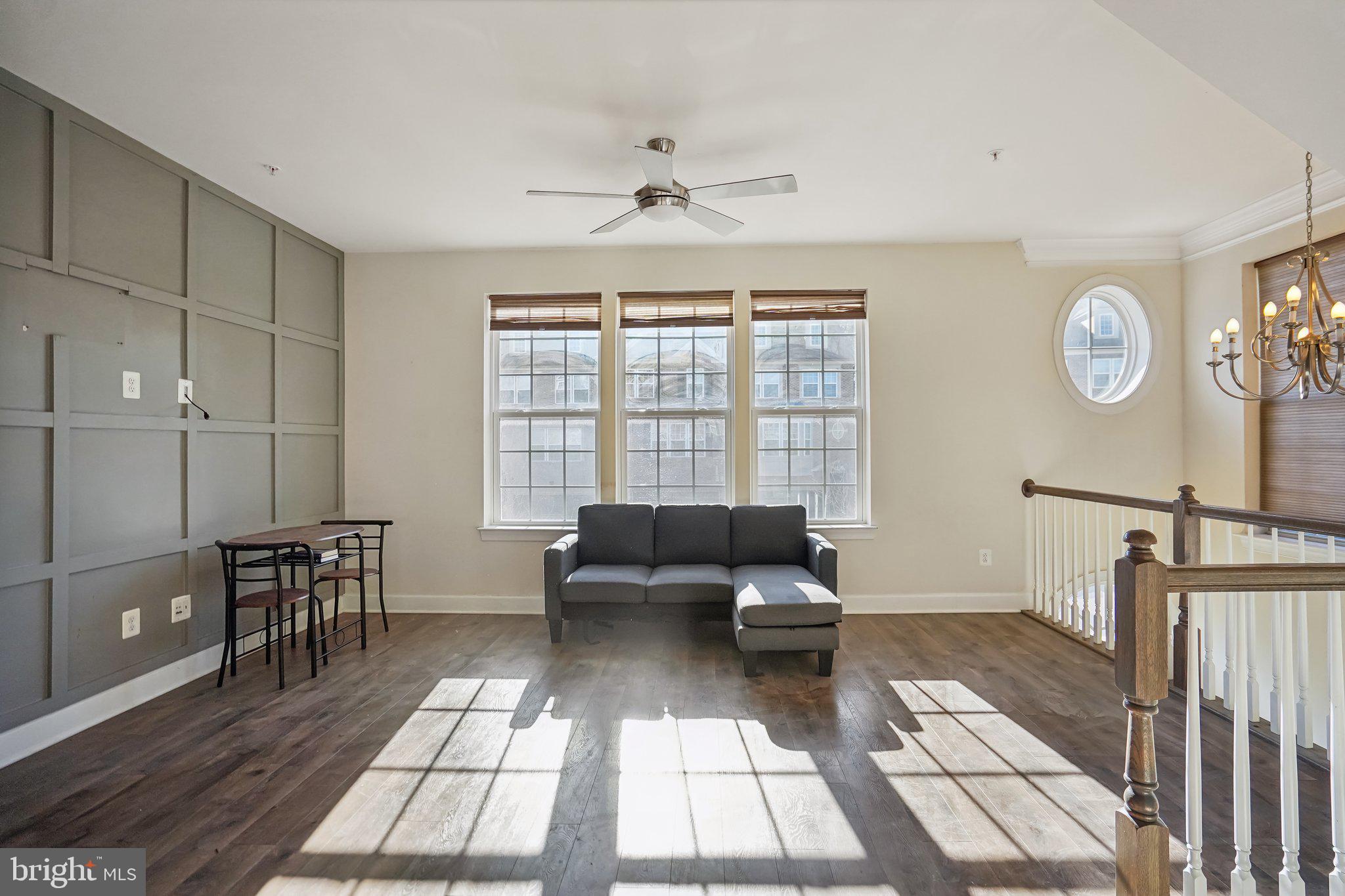 HAMILTON PARK - Residential