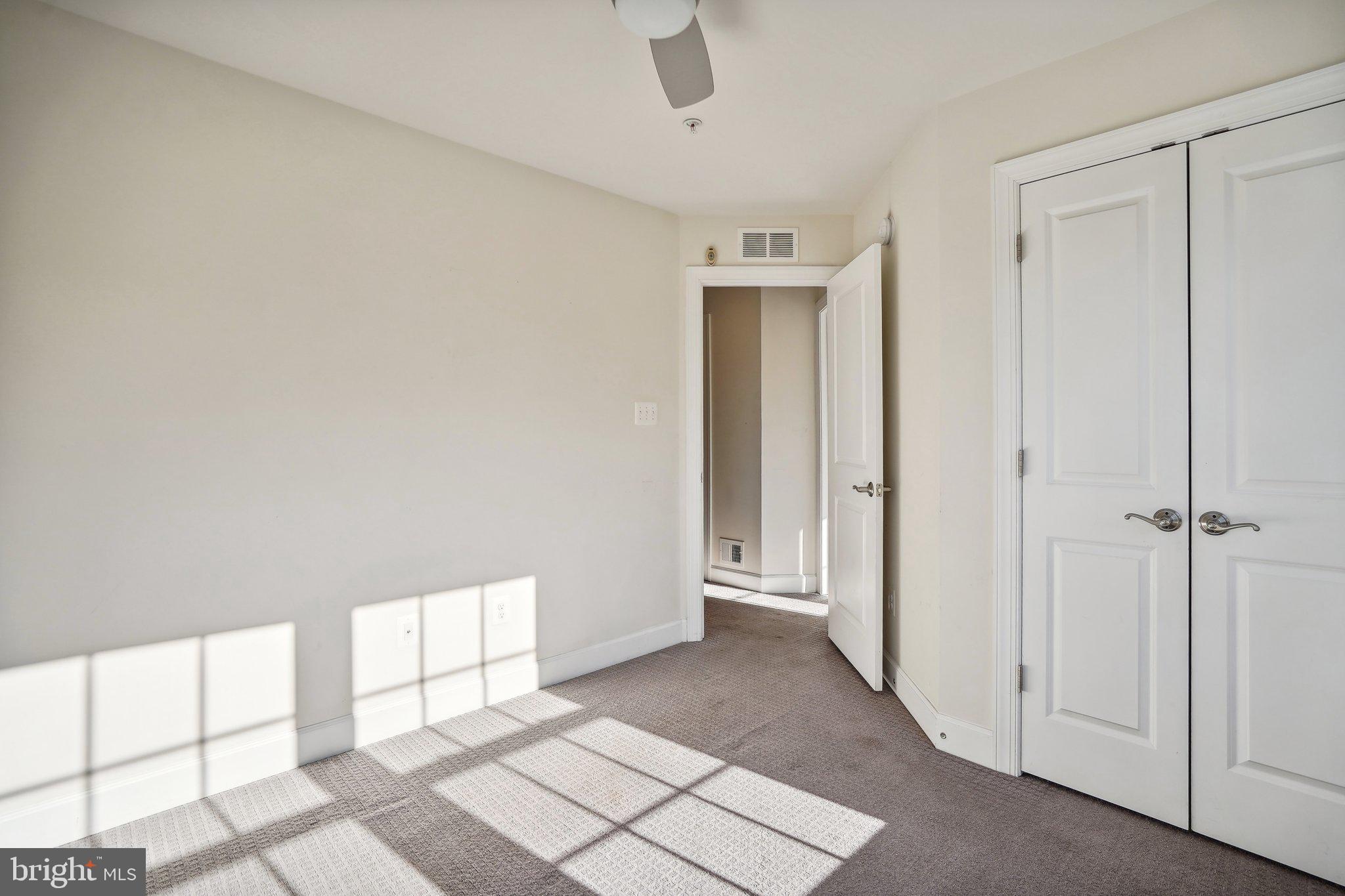 HAMILTON PARK - Residential