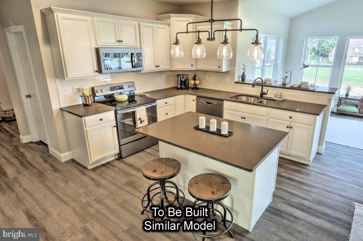 131 HURON COURT LOT 06