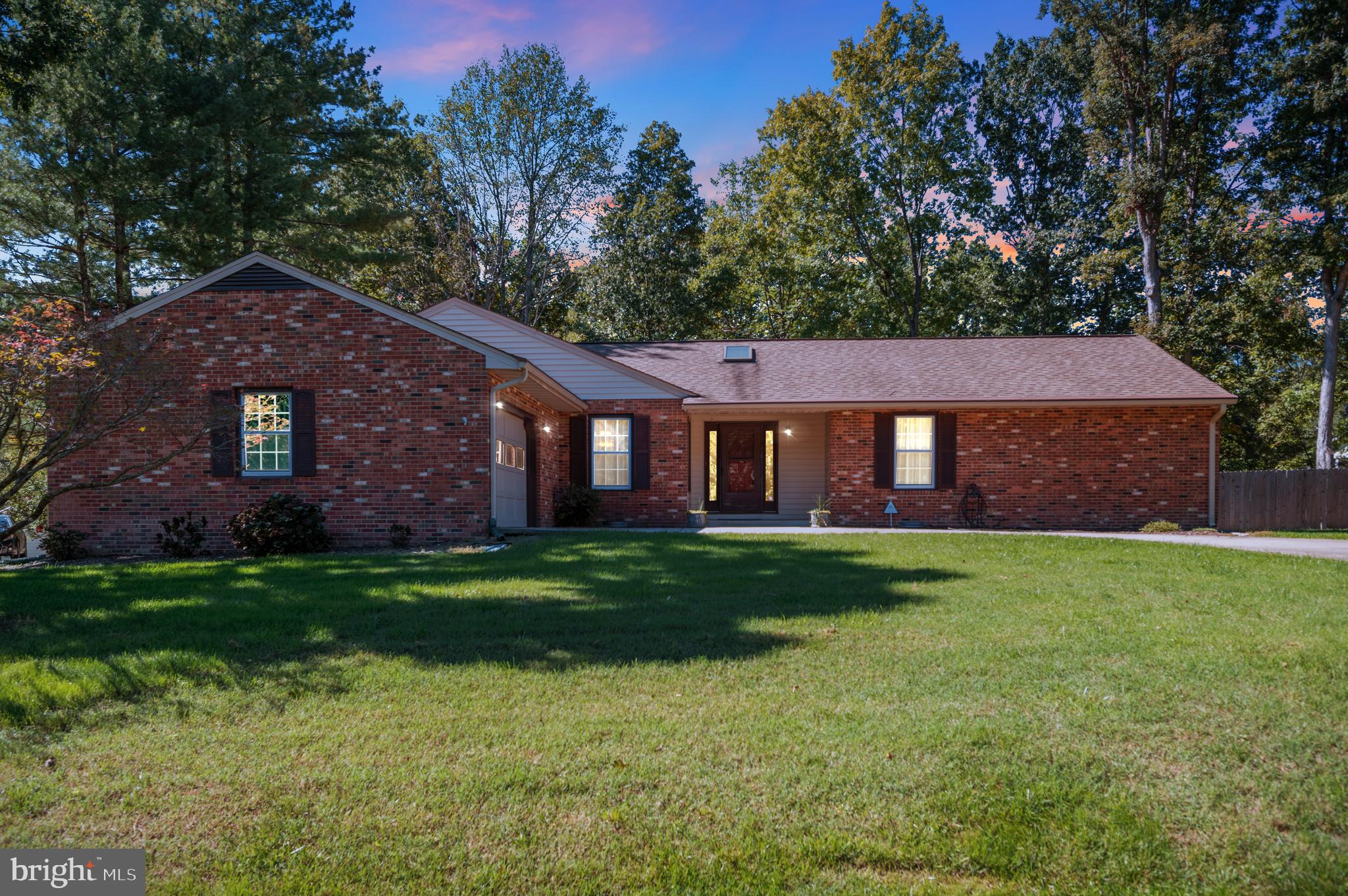 BREEZEWOOD - Residential