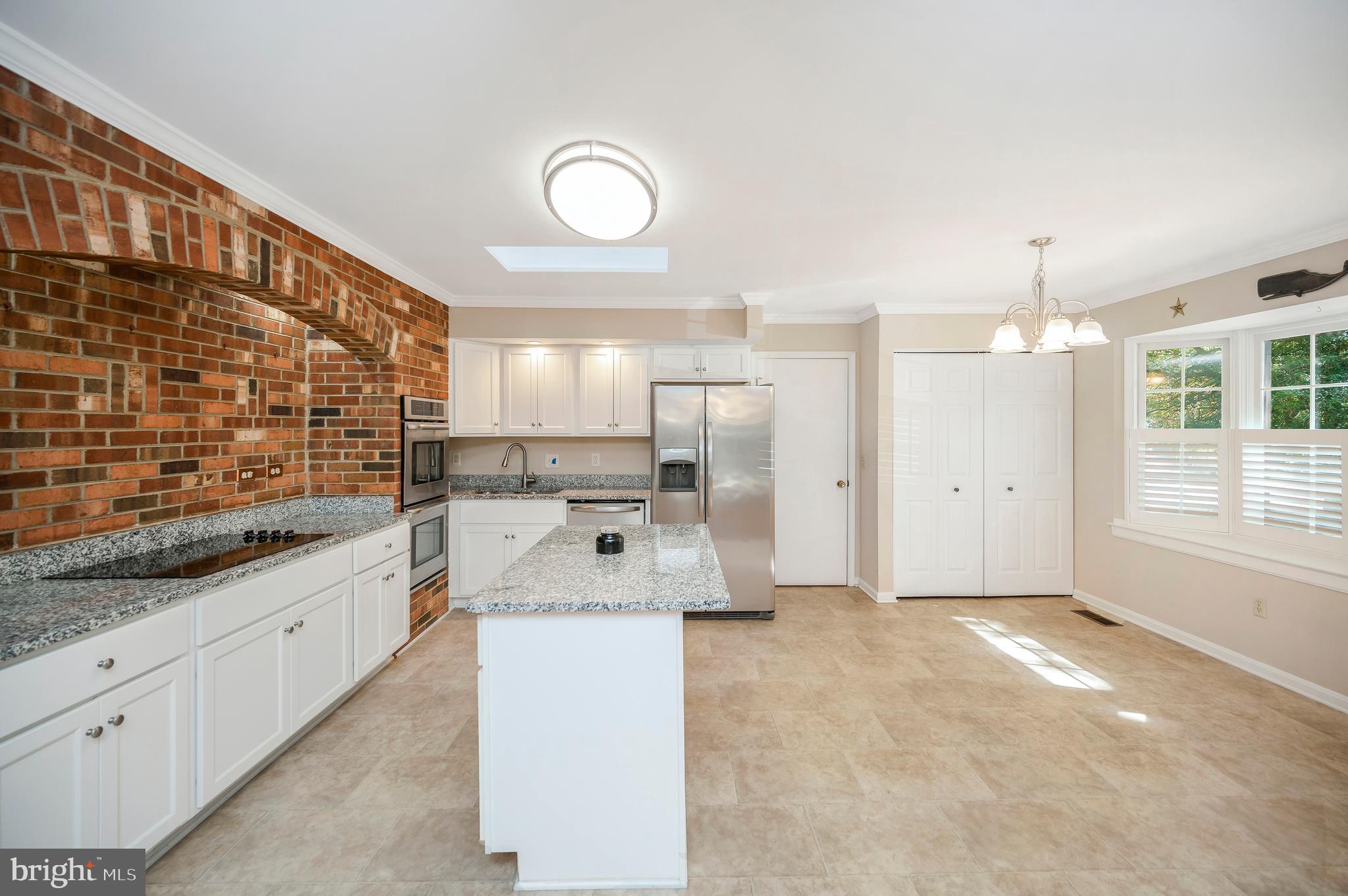 BREEZEWOOD - Residential