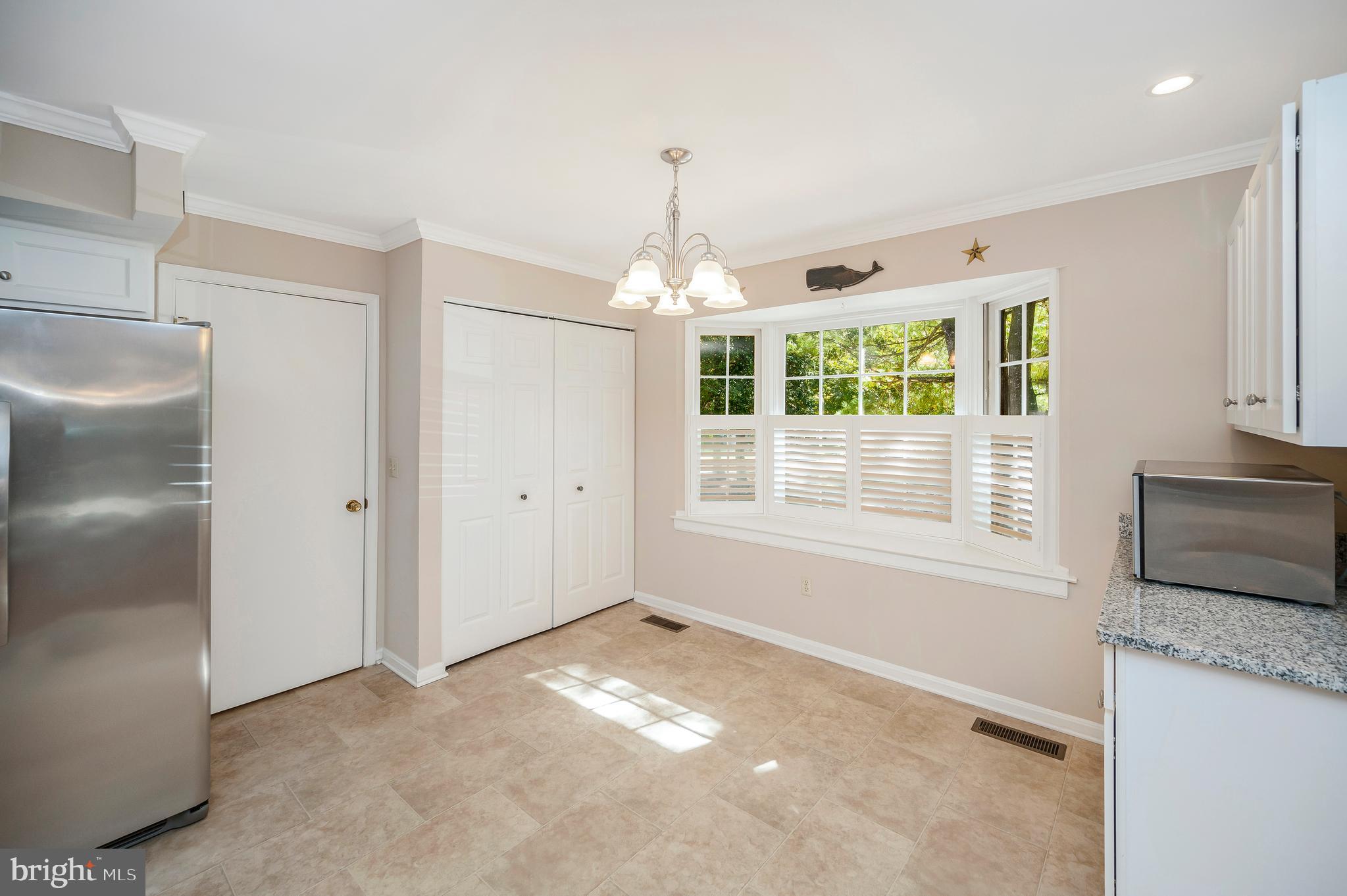 BREEZEWOOD - Residential