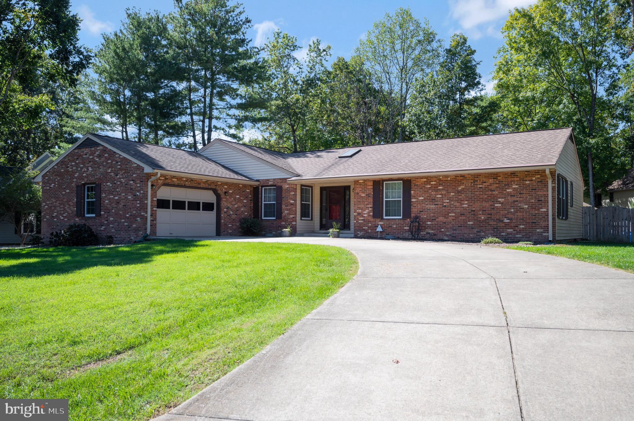 BREEZEWOOD - Residential