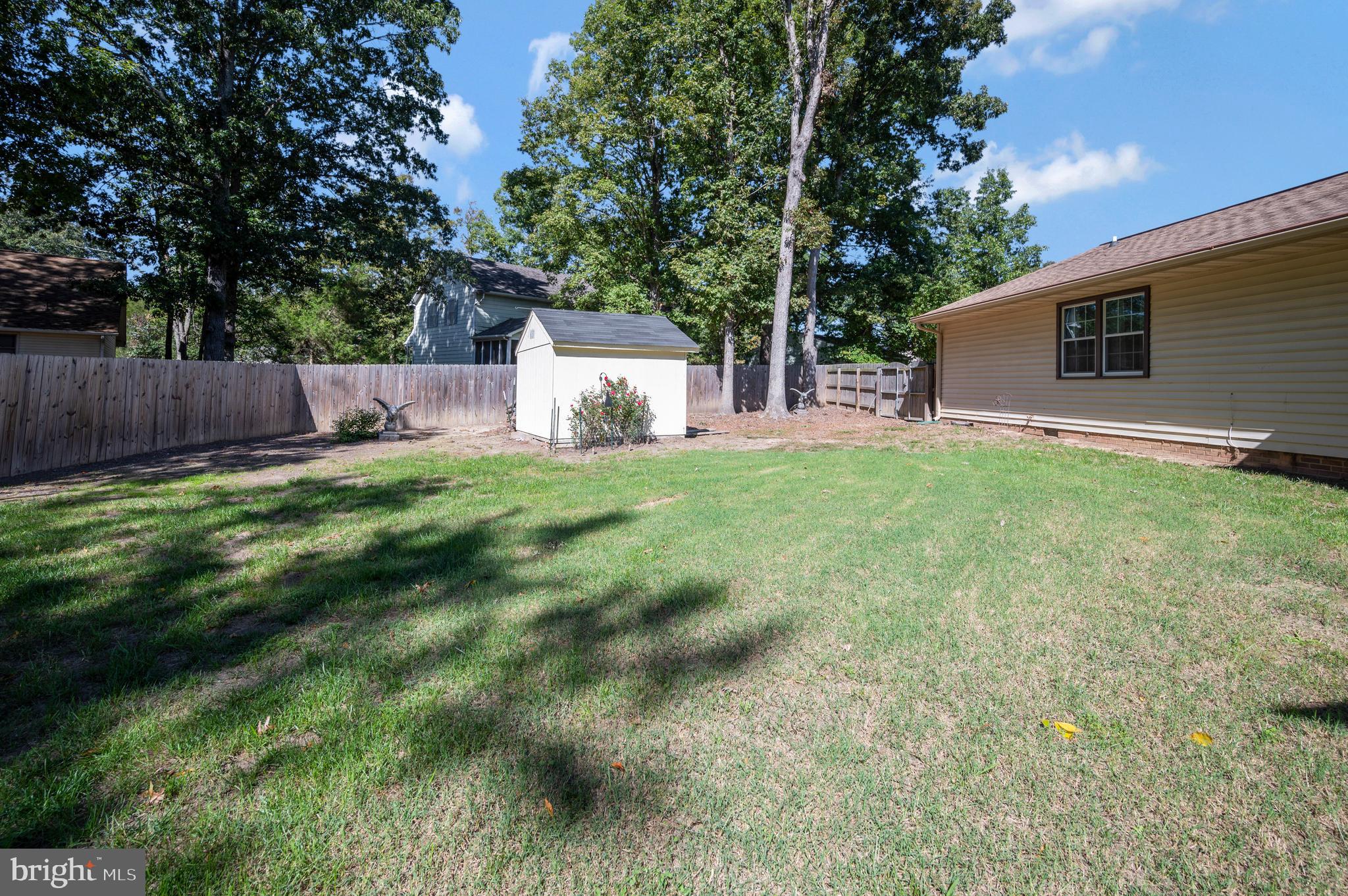 BREEZEWOOD - Residential