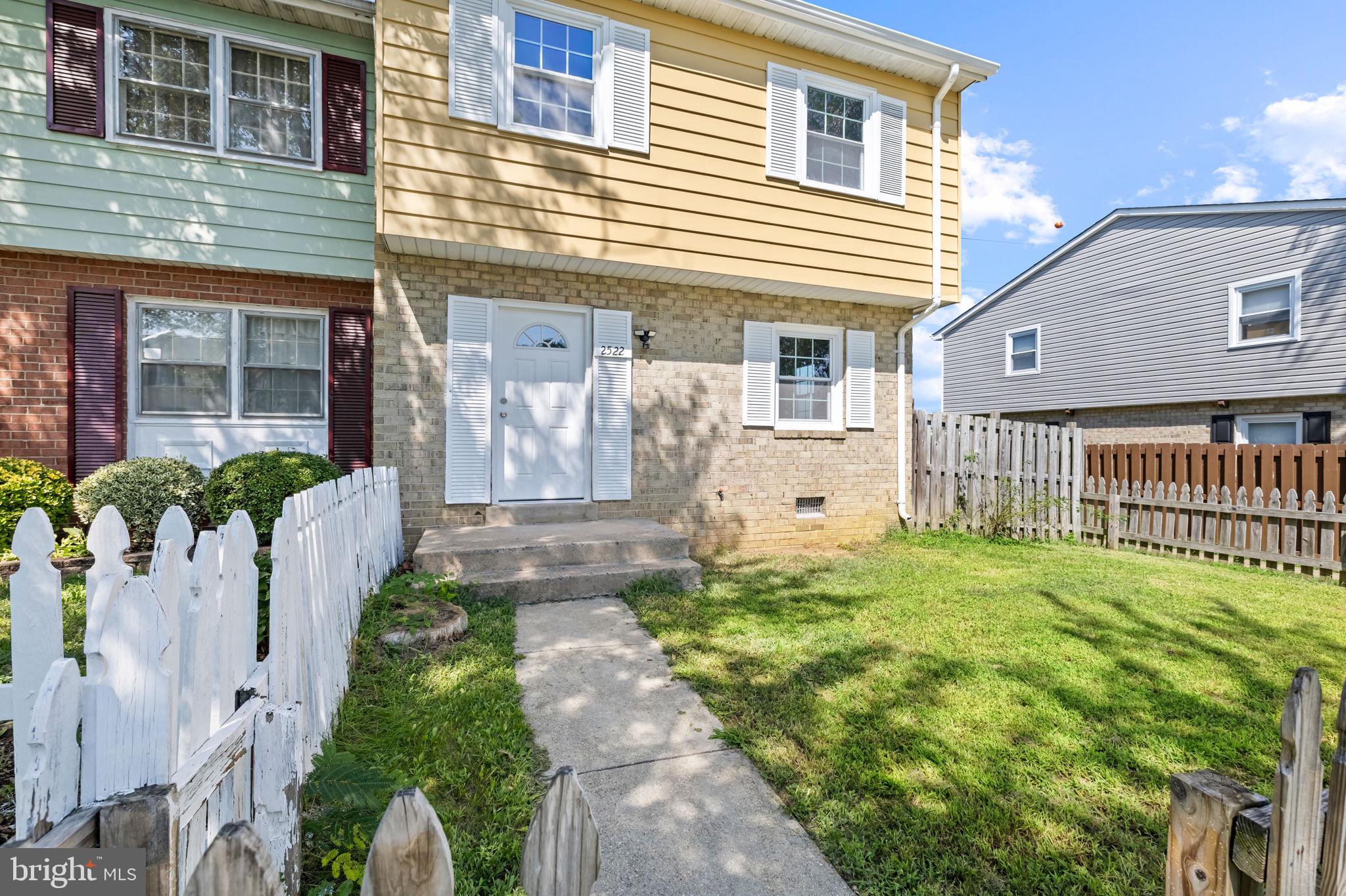 2522 SEDGEWICK PLACE
