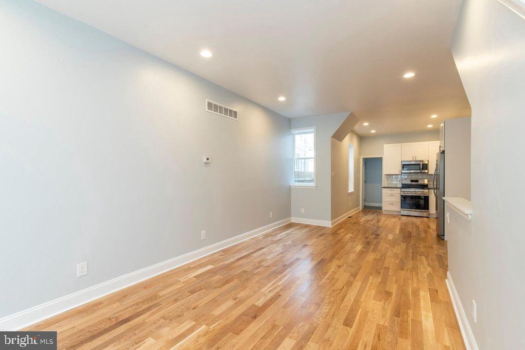 POINT BREEZE - Residential Lease