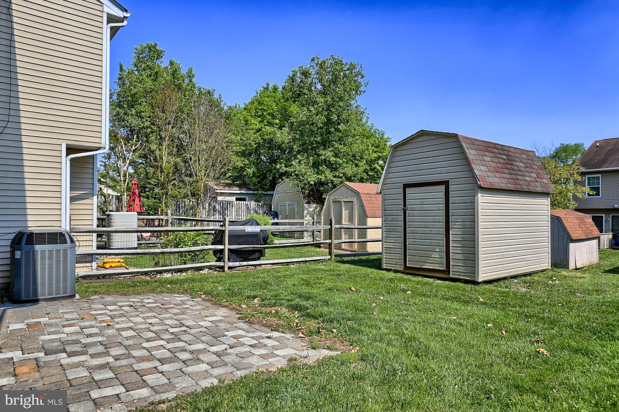 RIVERSIDE - Residential