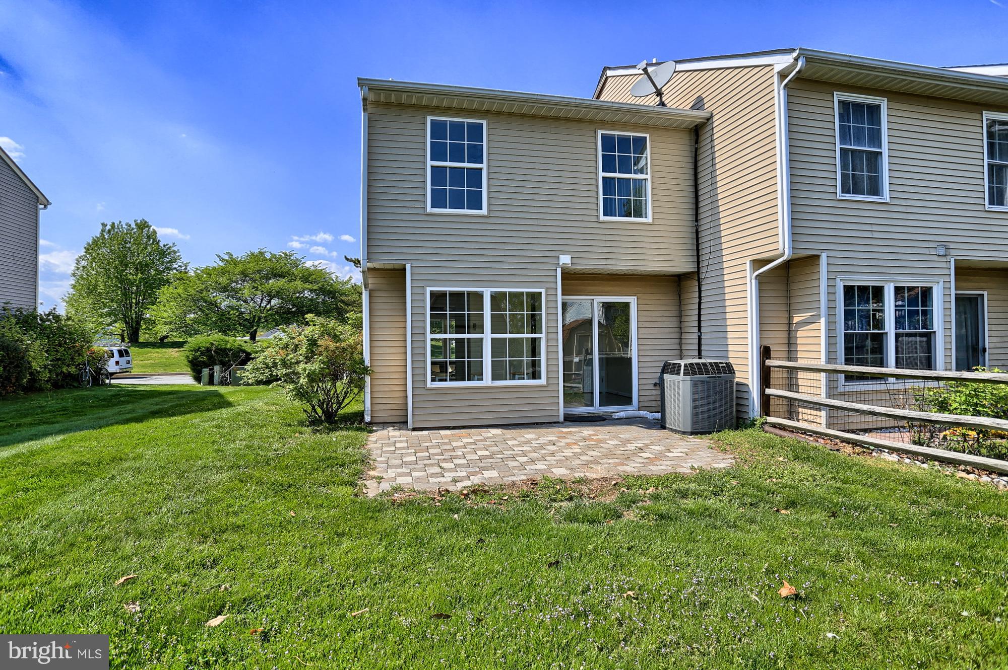 RIVERSIDE - Residential