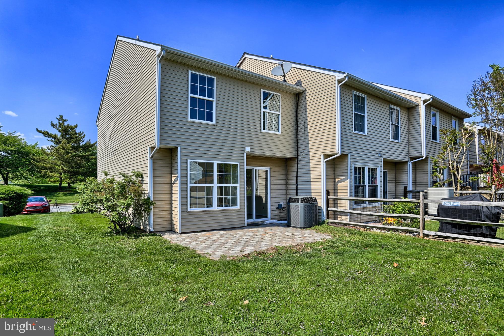 RIVERSIDE - Residential